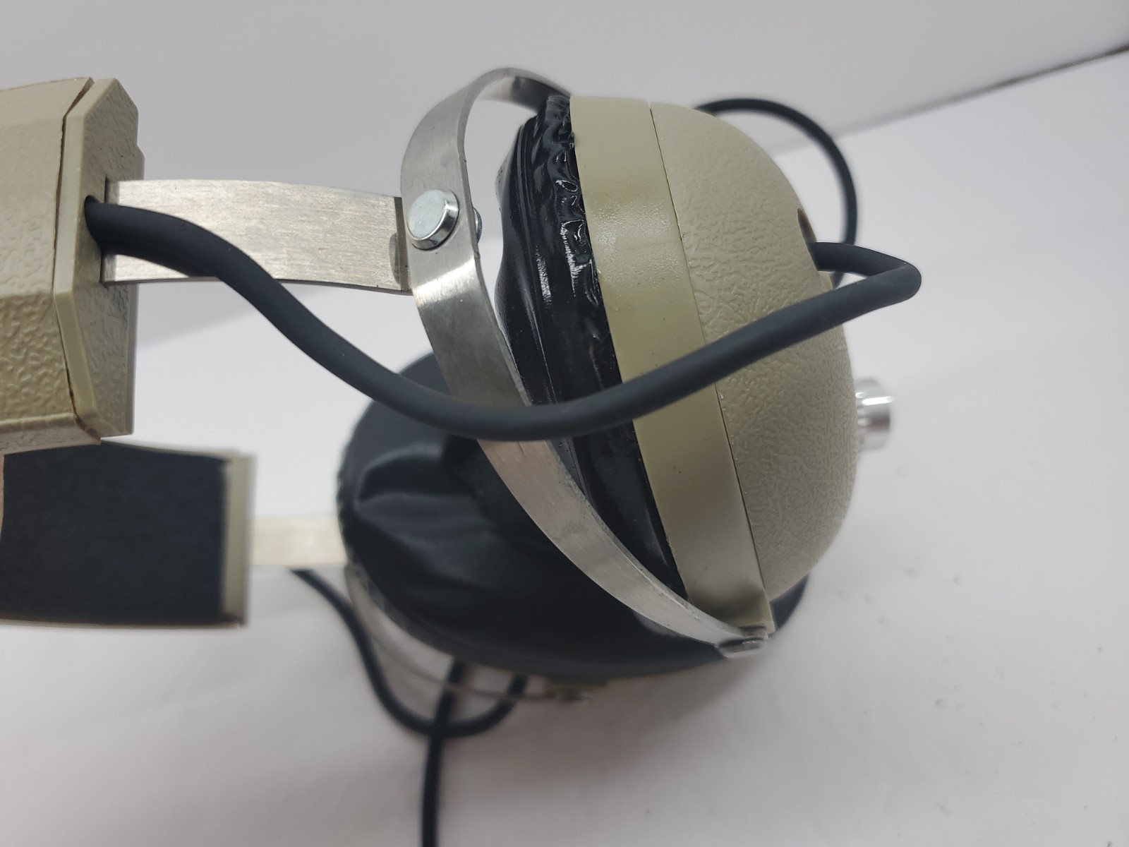 Koss Optimus PRO4AA Headband Headphones – Beige Untested For Parts/Display