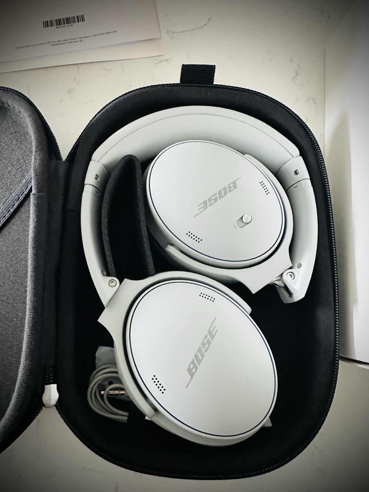 Bose QuietComfort Headphones Bluetooth Wireless Noise Canceling Gray Case