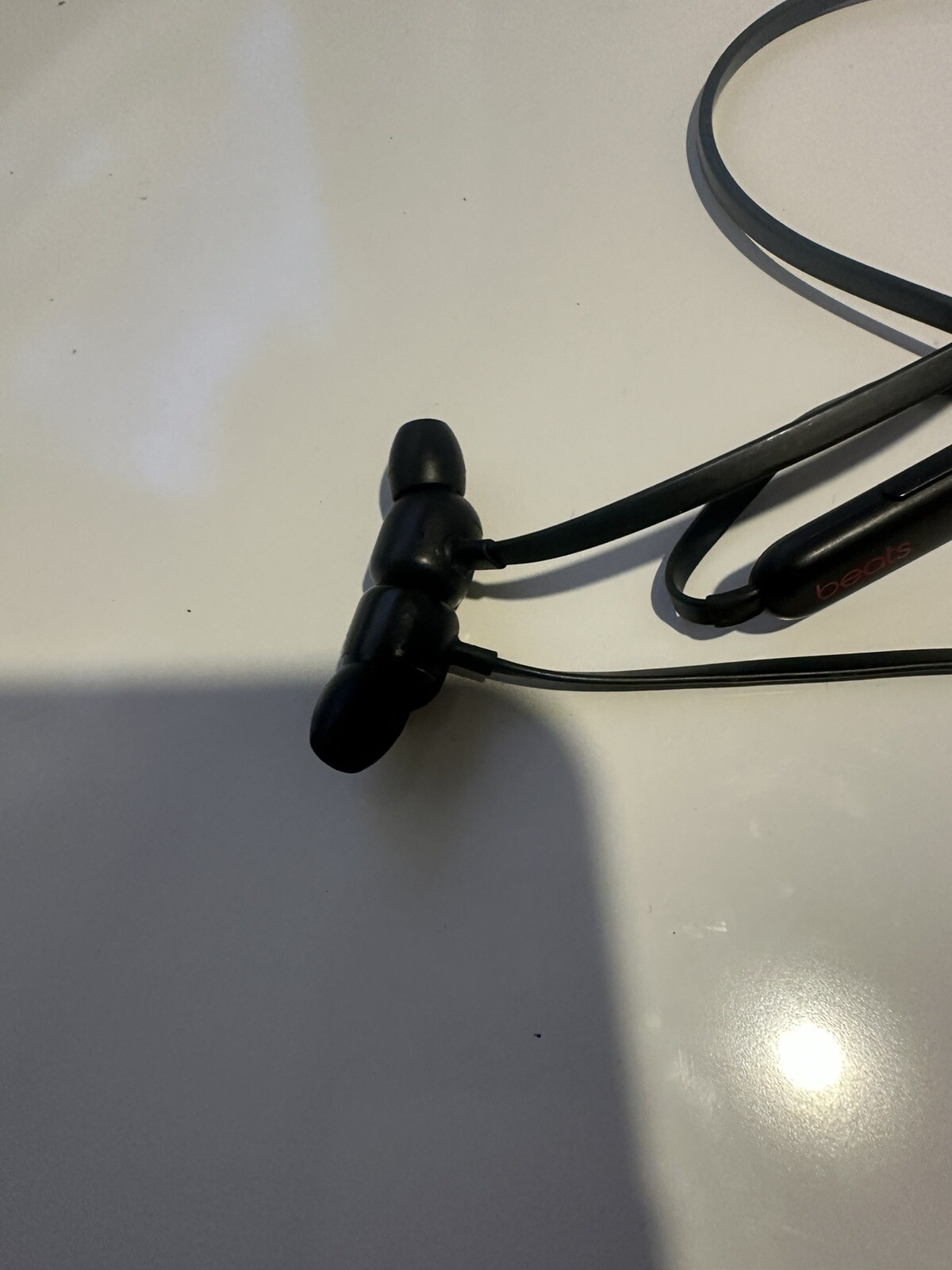 Beats by Dr. Dre – Beats Flex Wireless Earphones – Black [Model:MYMC2LL/A]