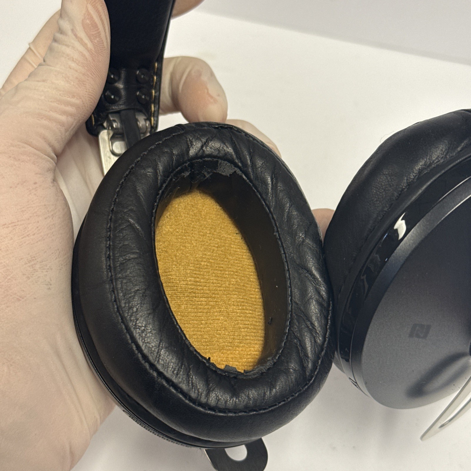 Sennheiser Momentum M2 AEBT Noise Canceling Wireless Headphones (Needs Pads)