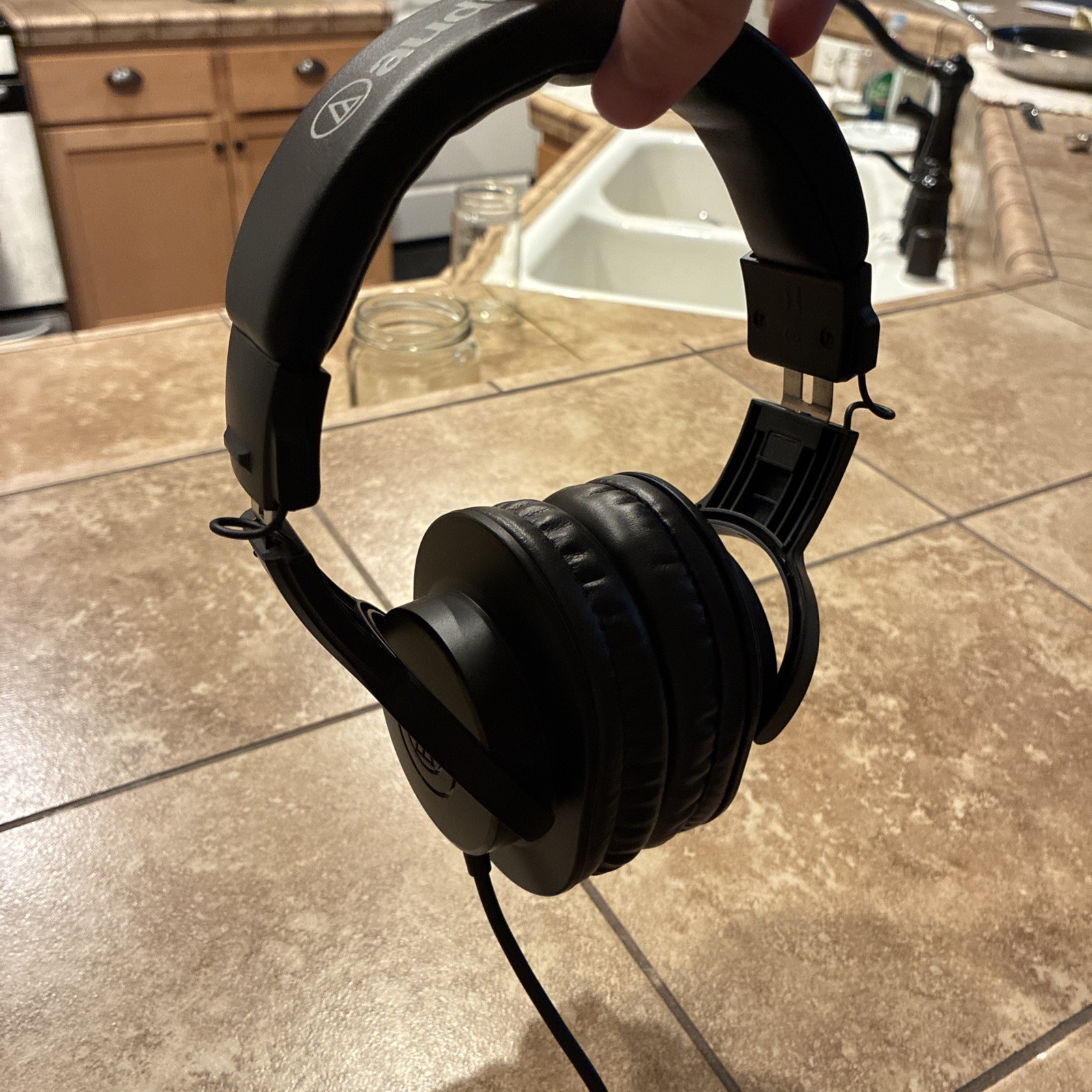 Audio-Technica ATH-M20x Professional Monitor Headphones – Black – Grade A