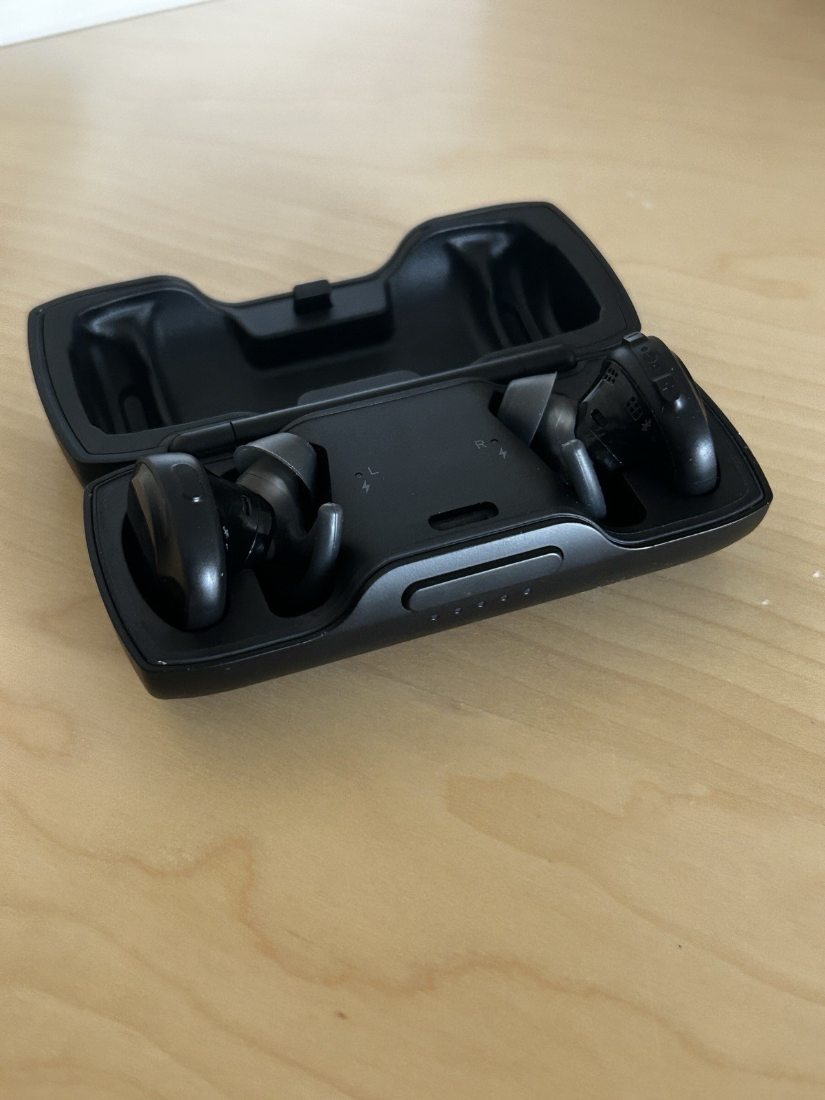*FOR LEFT BUD/PARTS* Bose SoundSport Free Wireless Earbuds Headphones Earbuds