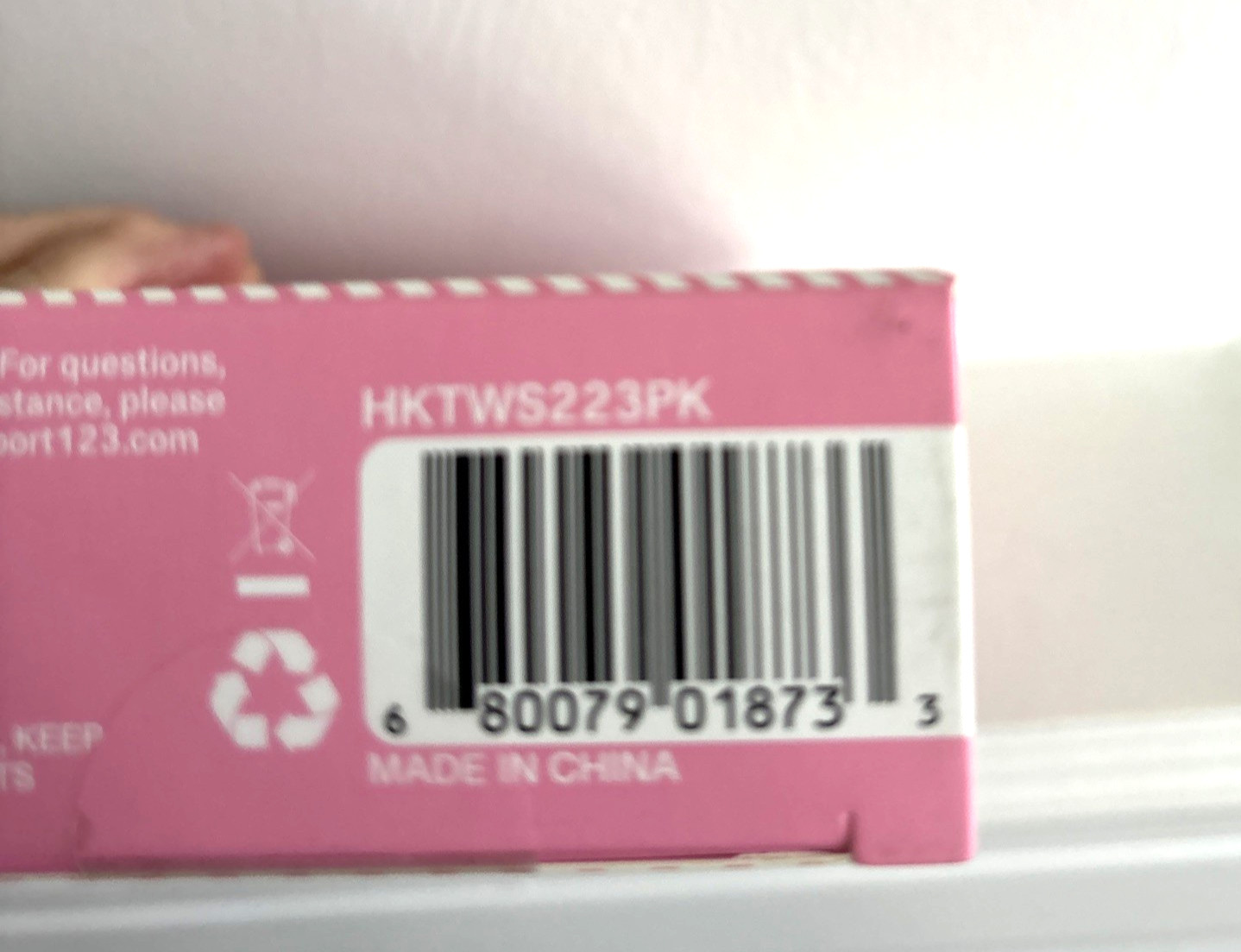 Hello Kitty Bluetooth Wireless Earbuds with Charging Case -New, Sealed