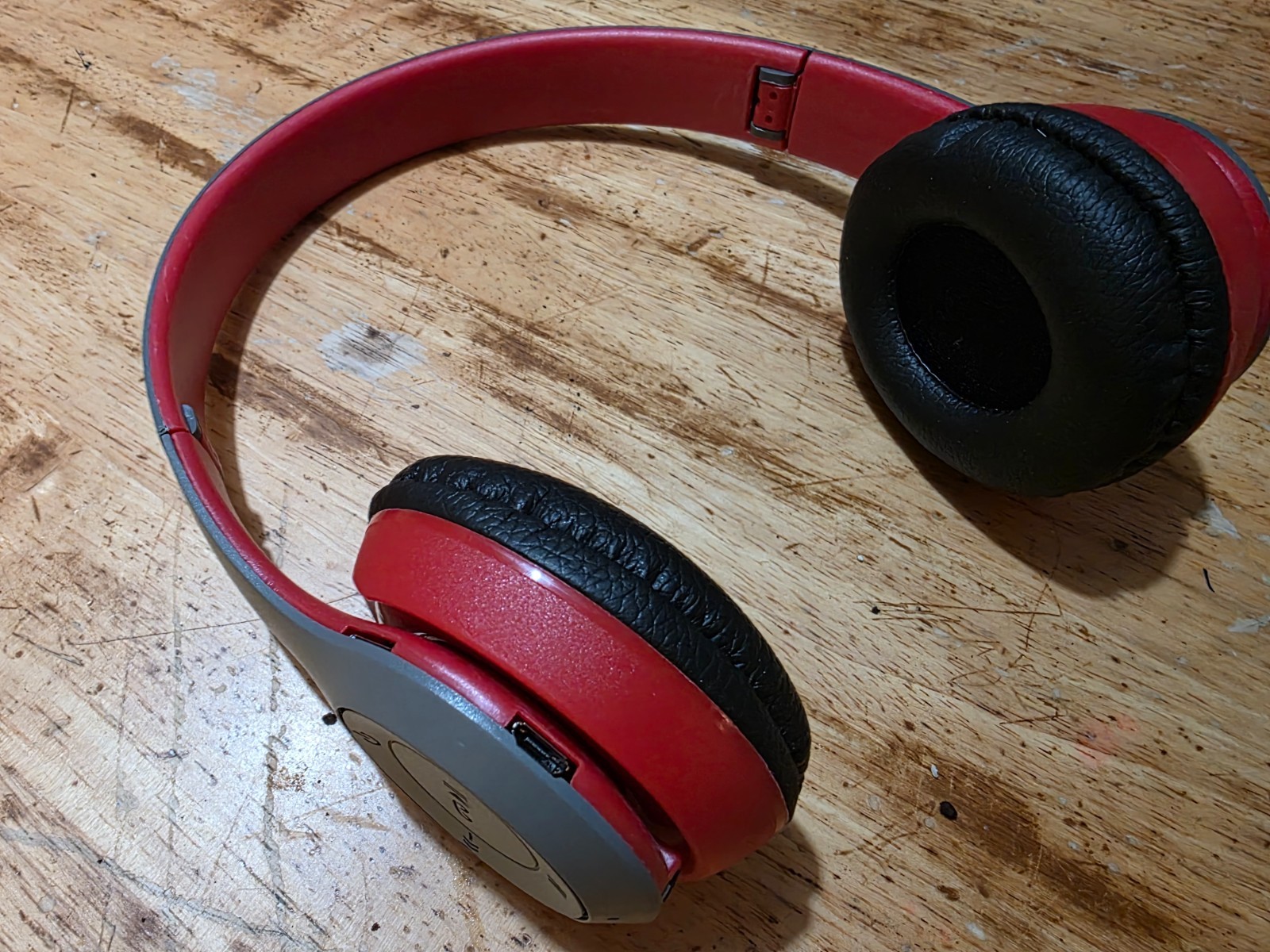 New Red P47 brand Wireless Bluetooth Headphones High Quality Audio