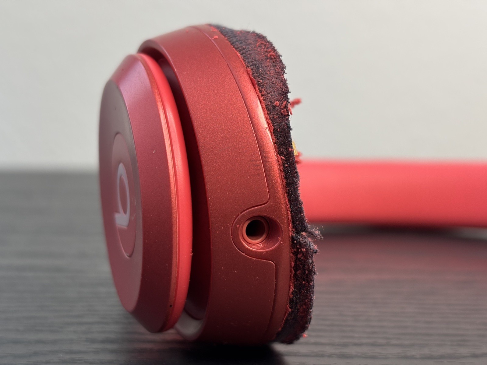 Beats By Dr Dre Solo2 On-Ear Headphones Royal Edition Blush Red Wired