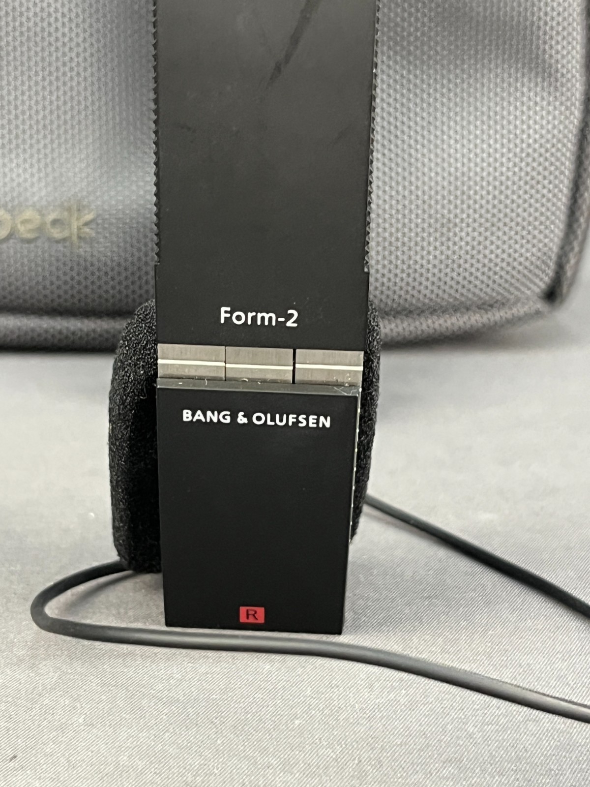 Bang & Olufsen Form 2 Headphones – Retro Classic in Iconic Design (1st Gen.) (5E