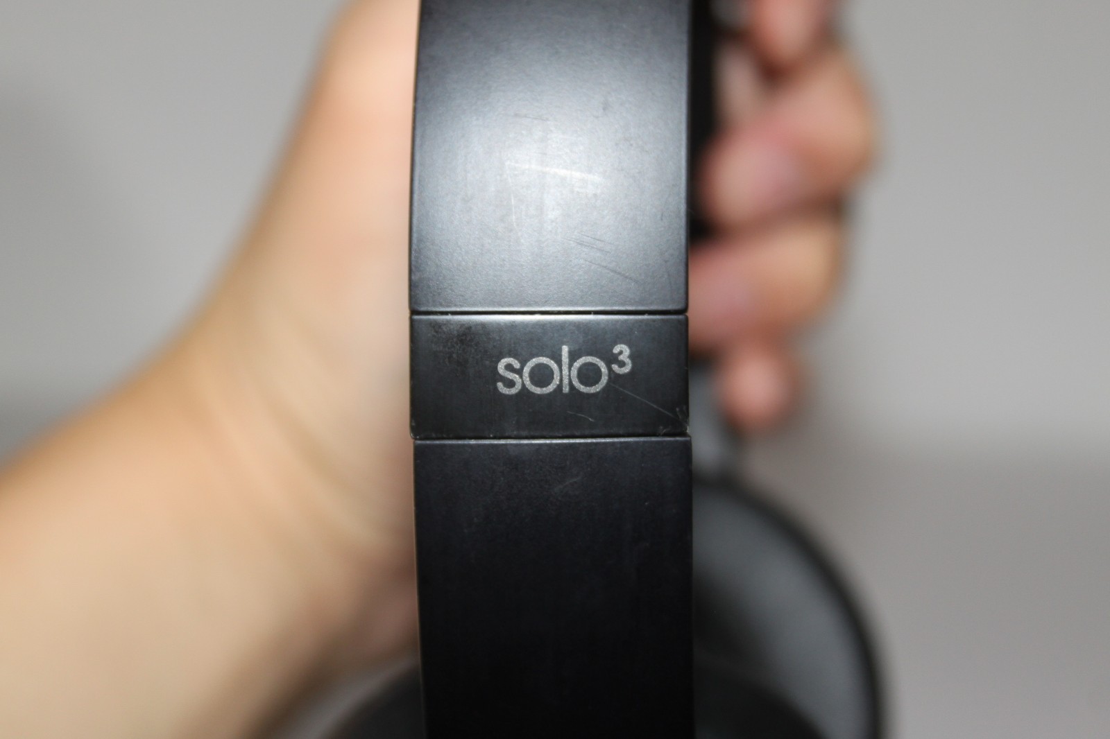 Beats by Dr. Dre Beats Solo3 Wireless On-Ear Headphones – Matte Black