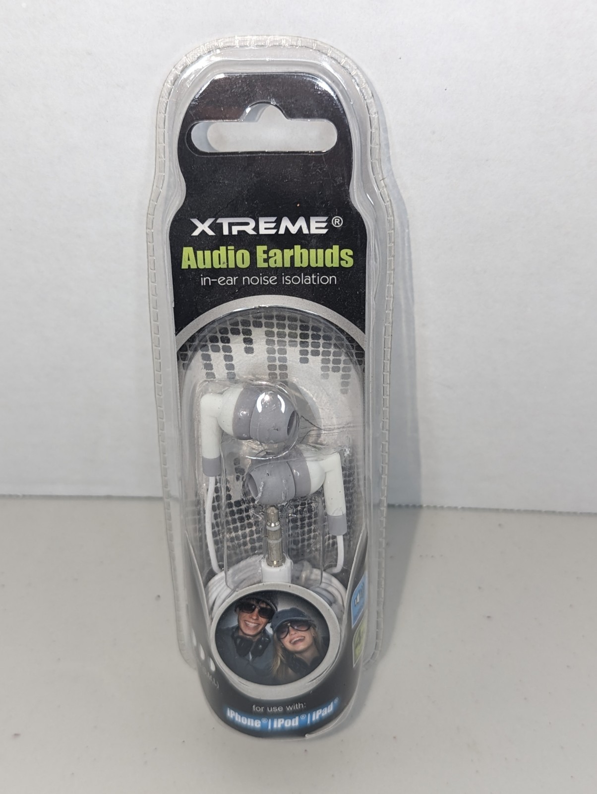 Xtreme Noise Isolation In Ear Audio Earbuds 3.5mm 4ft Cable White