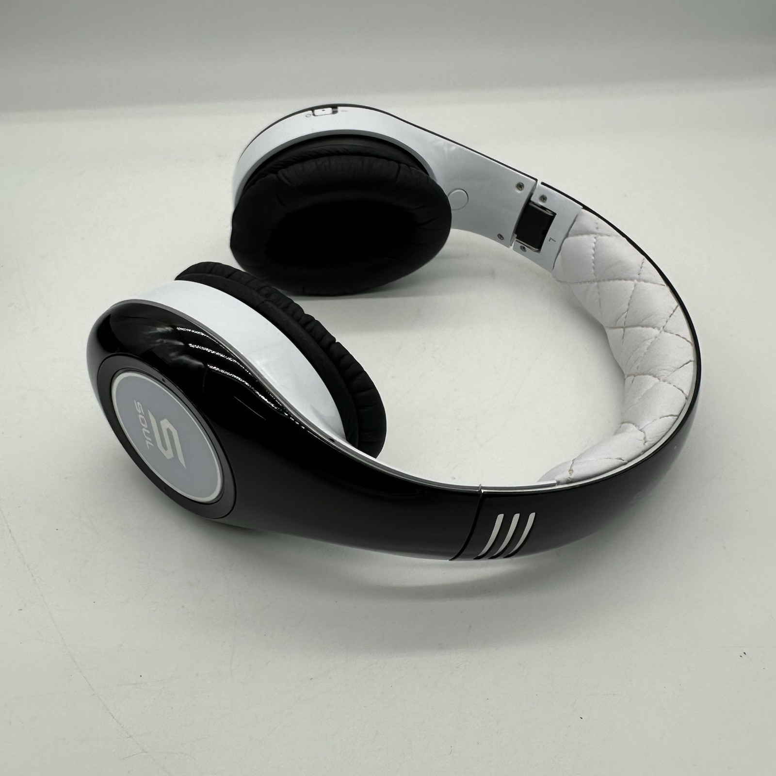 SOUL by Ludacris SL300WB Elite Hi-Definition Noise Canceling Studio Headphones