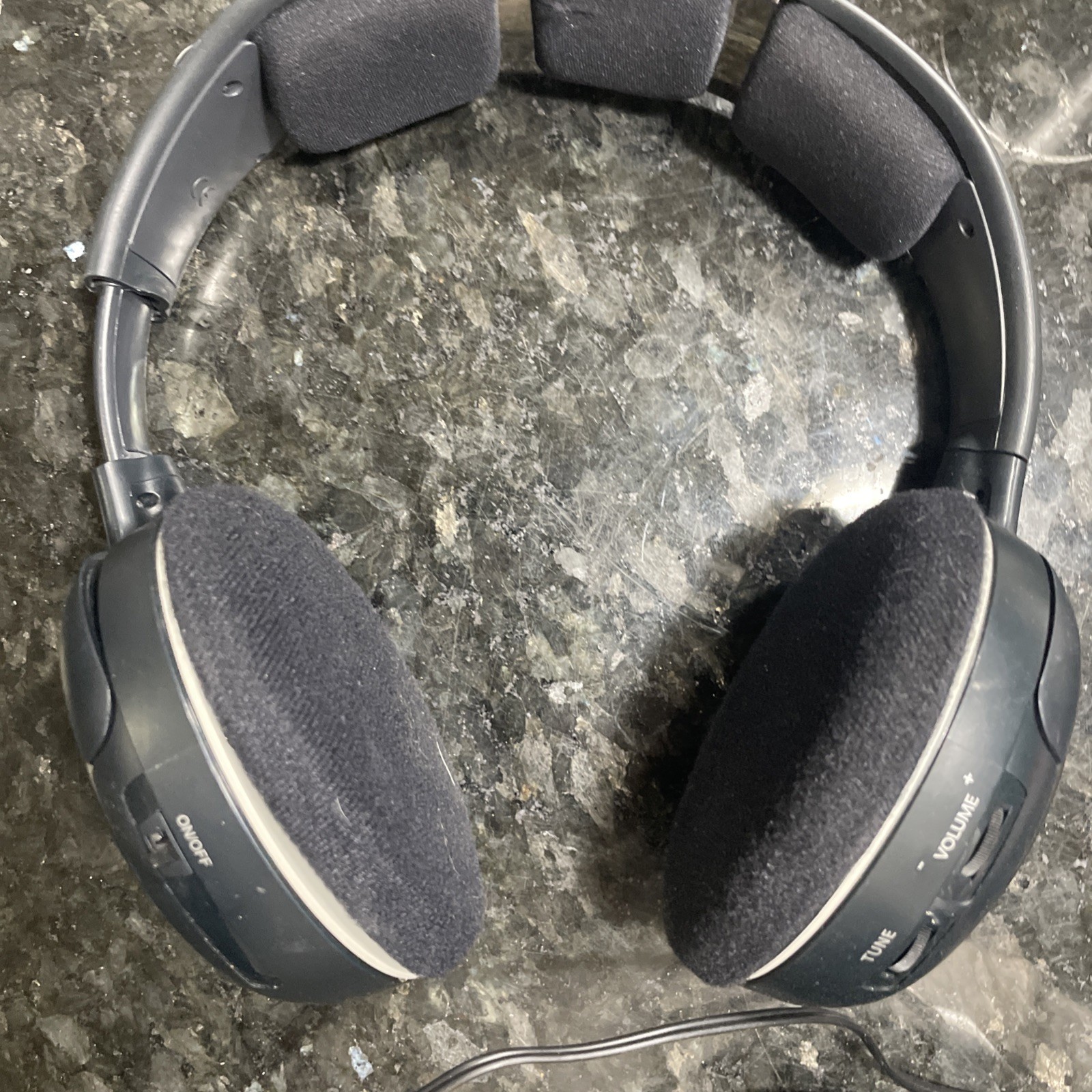 Sennheiser TR 120 Wireless RF 1 Pair Headphones HDR 120 Charging Stand Works