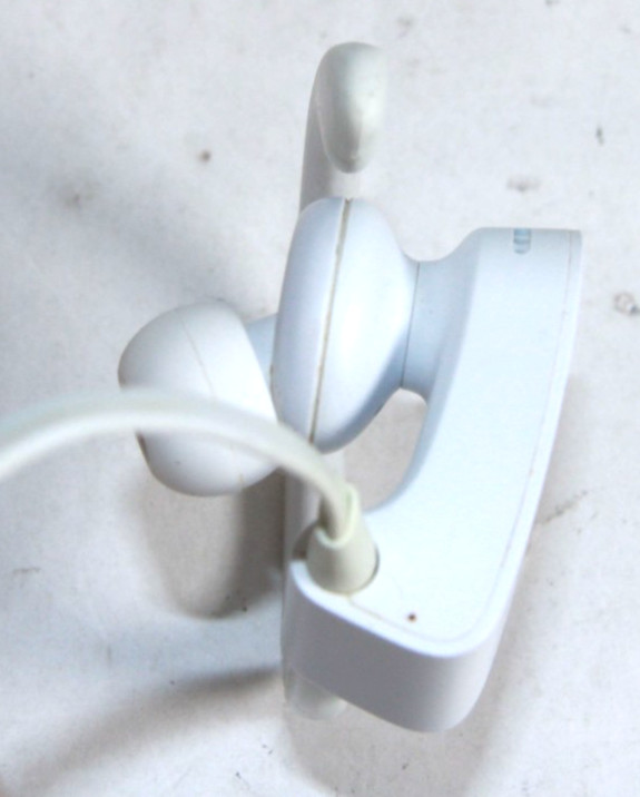 Beats Powerbeats3 Wireless Headphones All White Sport Apple W1 Chip TESTED