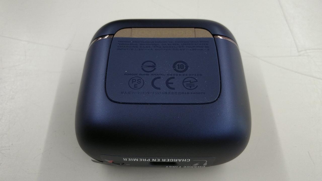 JBL Tour Pro 3 Hi-Res ANC Spatial Audio Smart Case True Wireless Earbuds