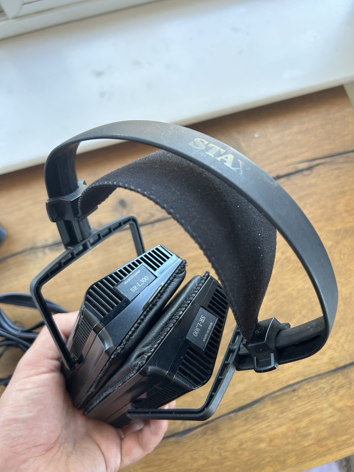Stax SR-L300 Lambda Series Black Headphones Electrostatic Earspeakers Tested