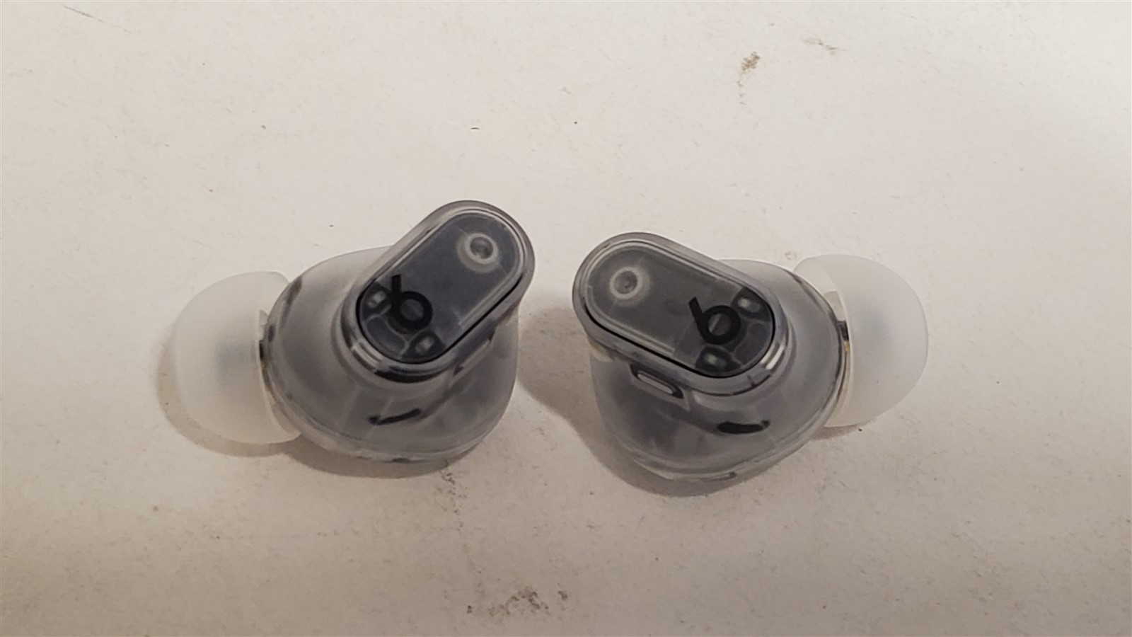 Beats Studio Buds Plus + Wireless Noise Cancelling Earbuds, A2872, Transparent