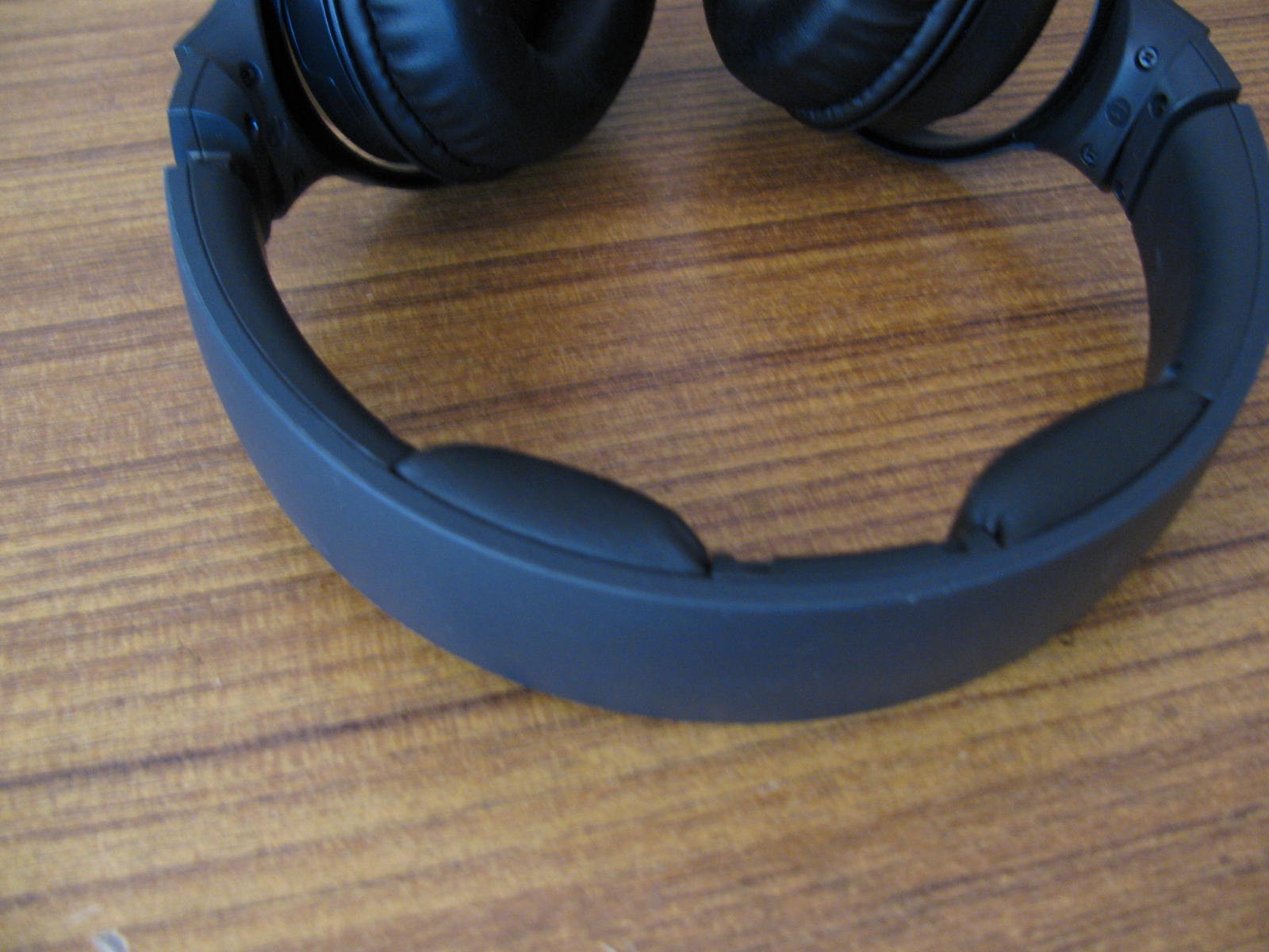 Sony WH-RF400R Wireless Home Theater Headphones Great Working Condition