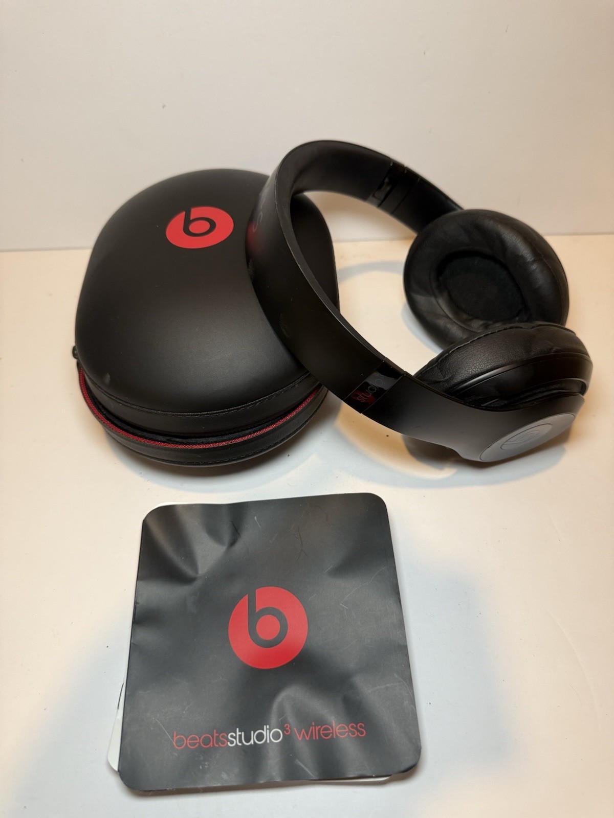 Beats Studio3 Wireless Over-Ear Bluetooth Headphones Black
