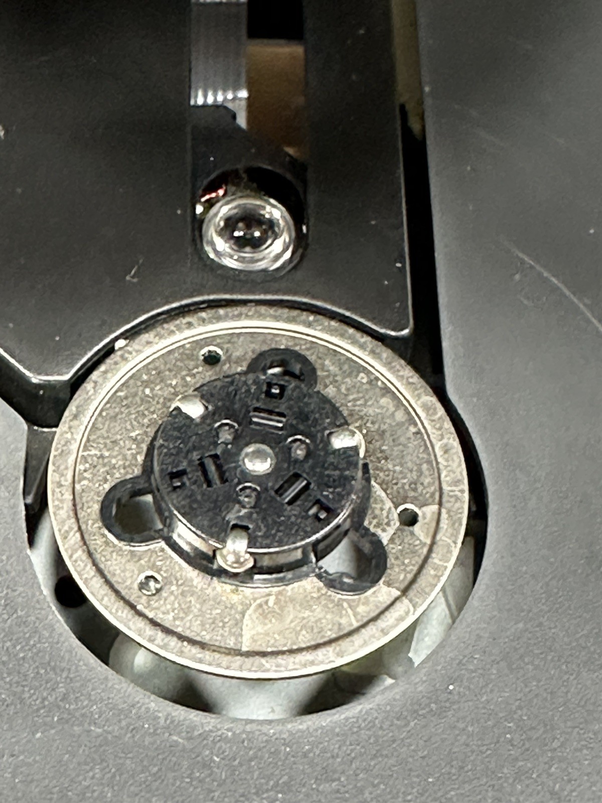 Magnavox Wide Angle Stereo Compact Disc Clock Radio FM/CD MCR230SL/17 – Tested