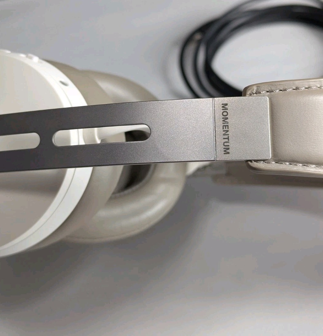 Sennheiser Momentum Wireless 3 M3AEBT Gray White Used Tested Working
