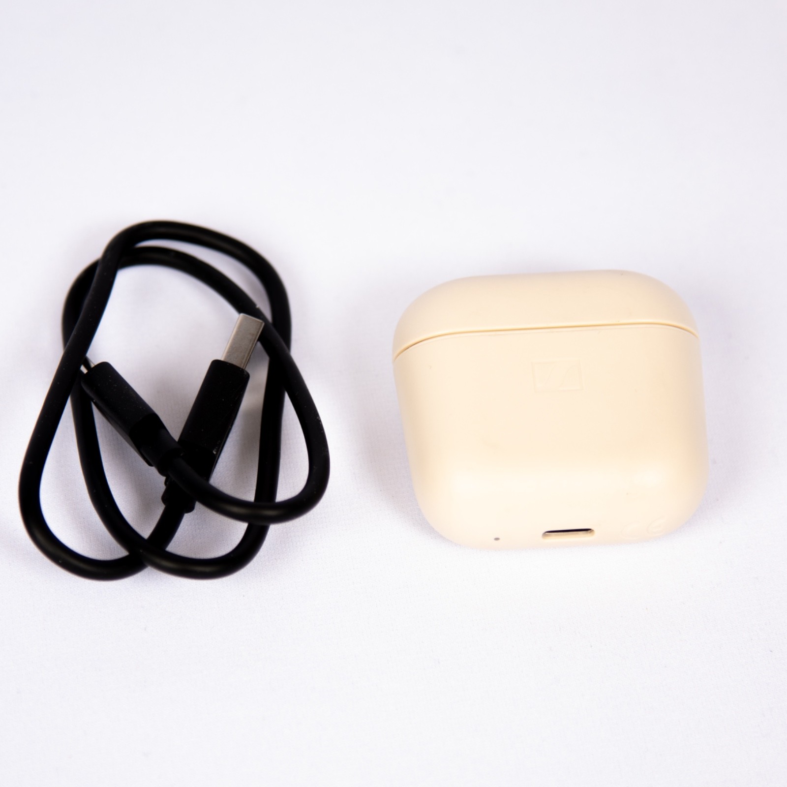 Sennheiser ACCENTUM Open Wireless Bluetooth Earbuds – Cream – Open Box