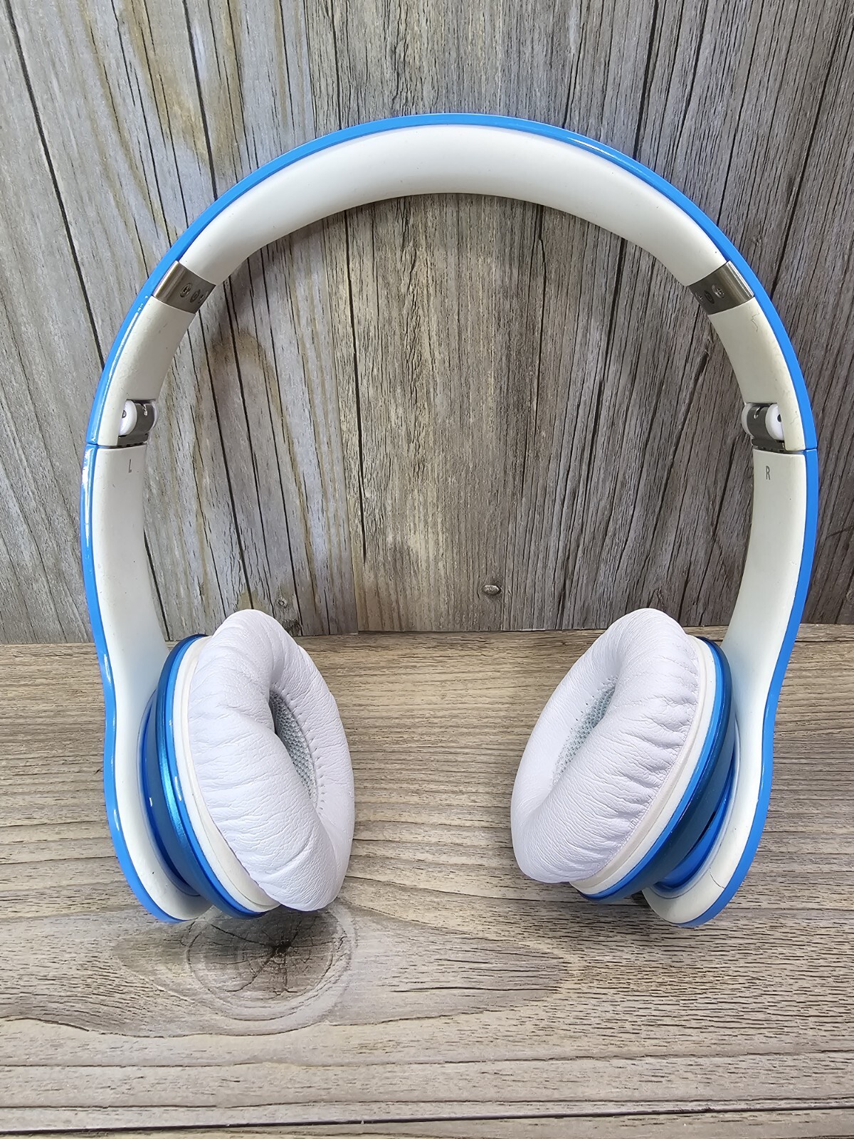 Beats By Dr. Dre Headphone Solo HD White & Light Ice Blue Wired foldable