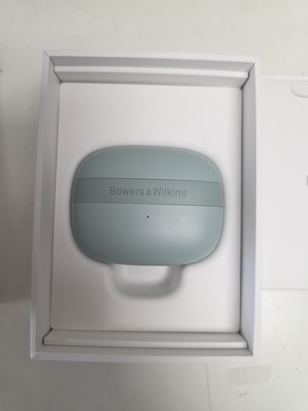 BOWERS & WILKINS PI6 WIRELESS EARBUDS (FOREST GREEN)