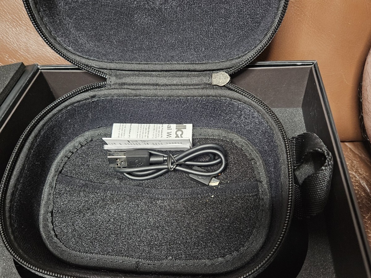 Skullcandy Crusher 360 Wireless Over-Ear Headphones Black/Tan Limited Edition JP