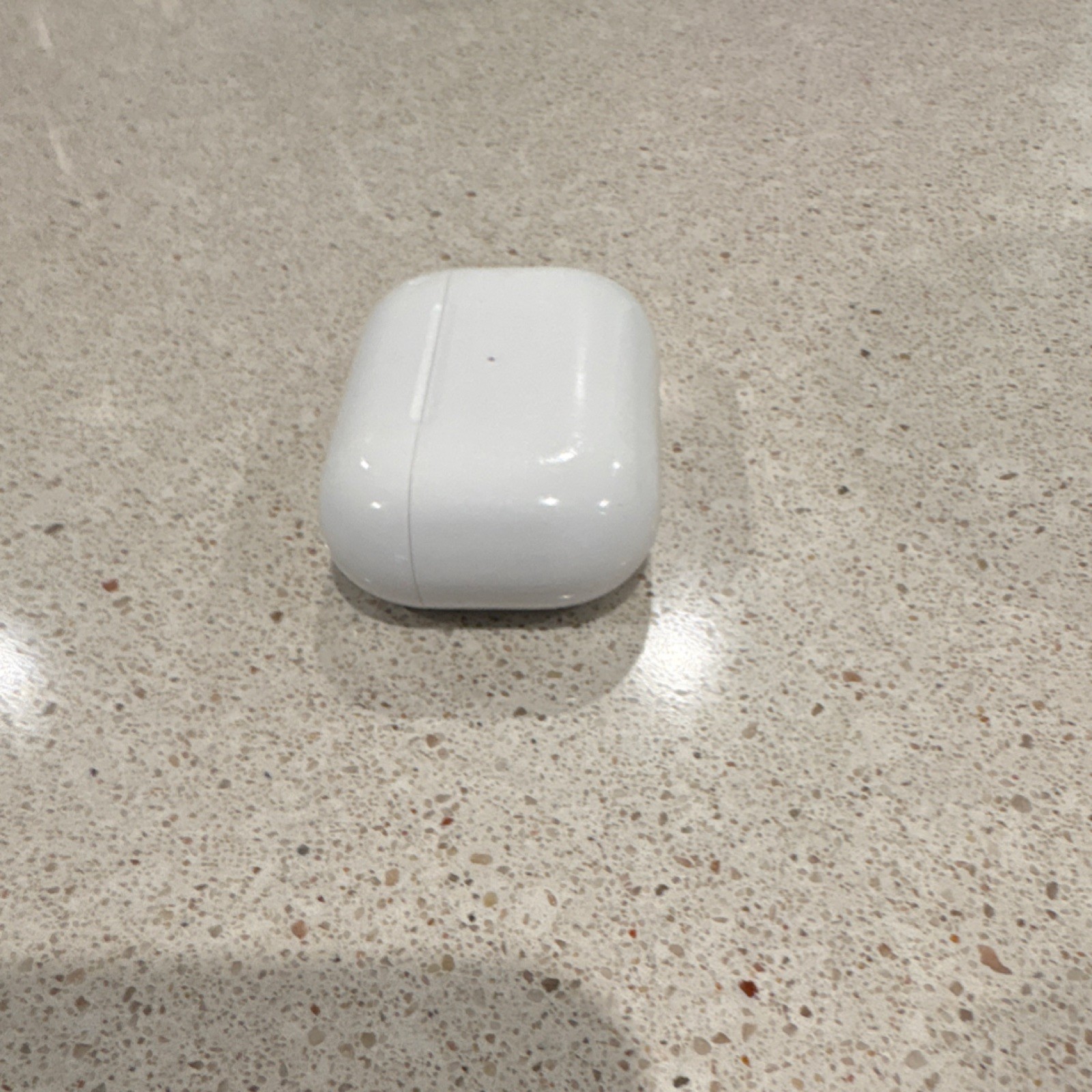 Apple AirPods Pro Wireless Earbud Charging Case White Rechargeable Battery