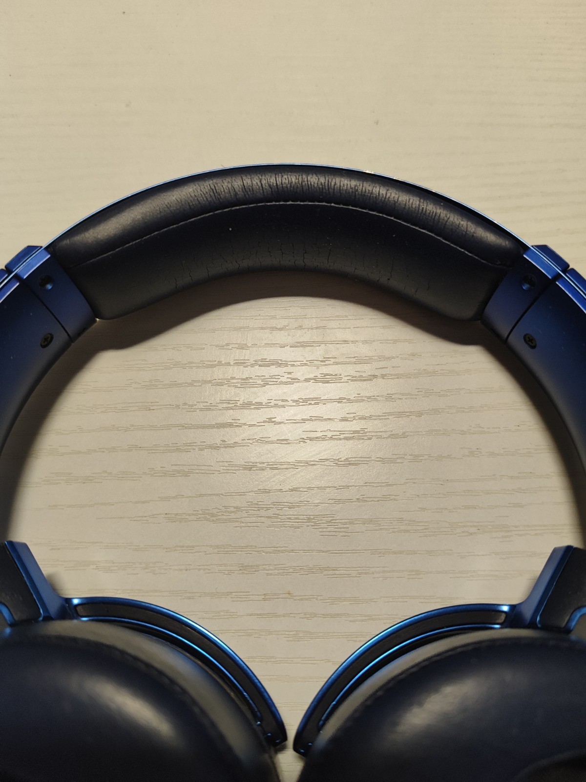 Sony XB950BT Extra Bass Wireless Bluetooth Headphones In Good Condition