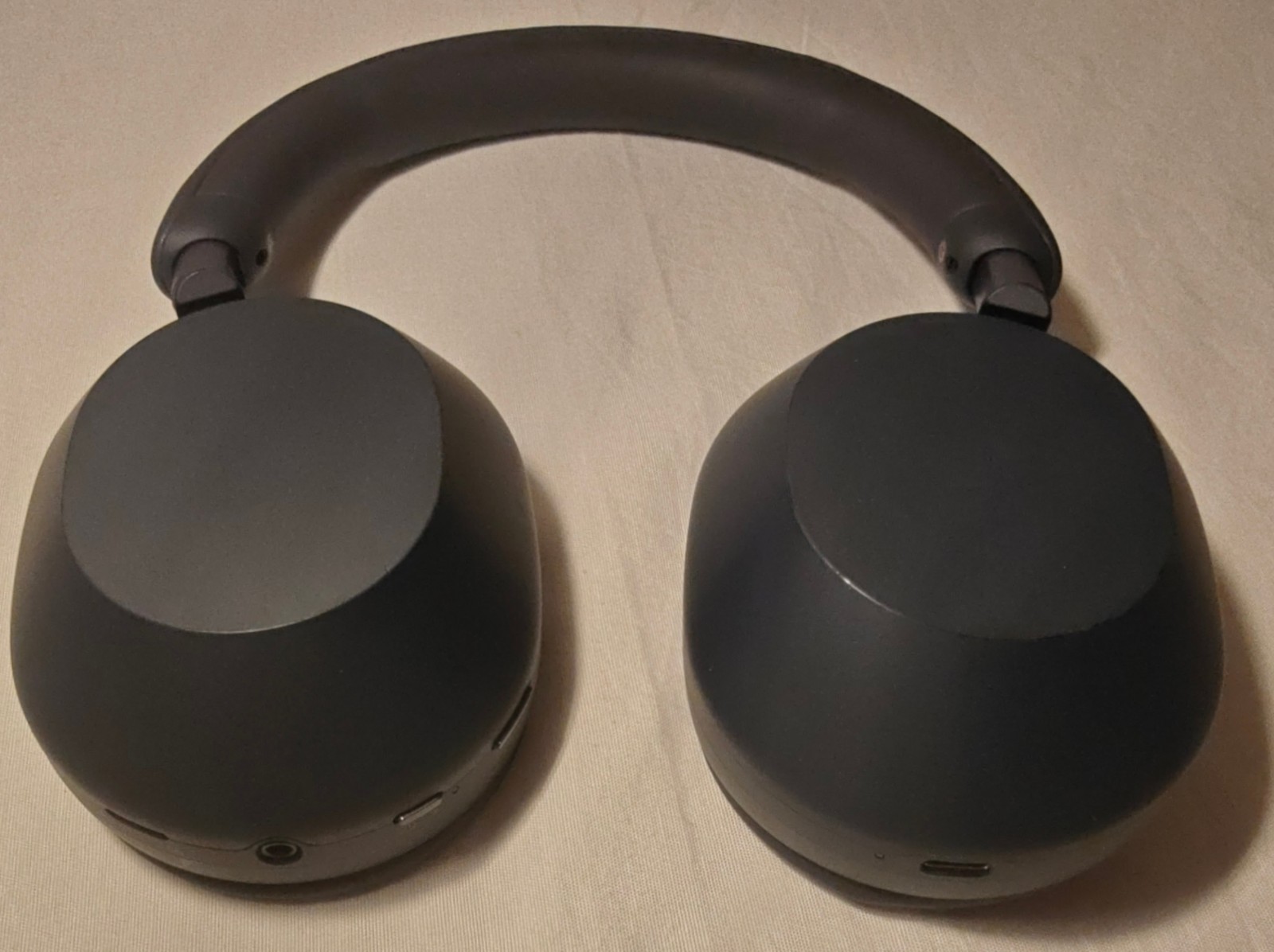 Very Nice Navy Blue Sony WH1000XM5 Noise Cancelling Over Ear Headphones W/ CASE!