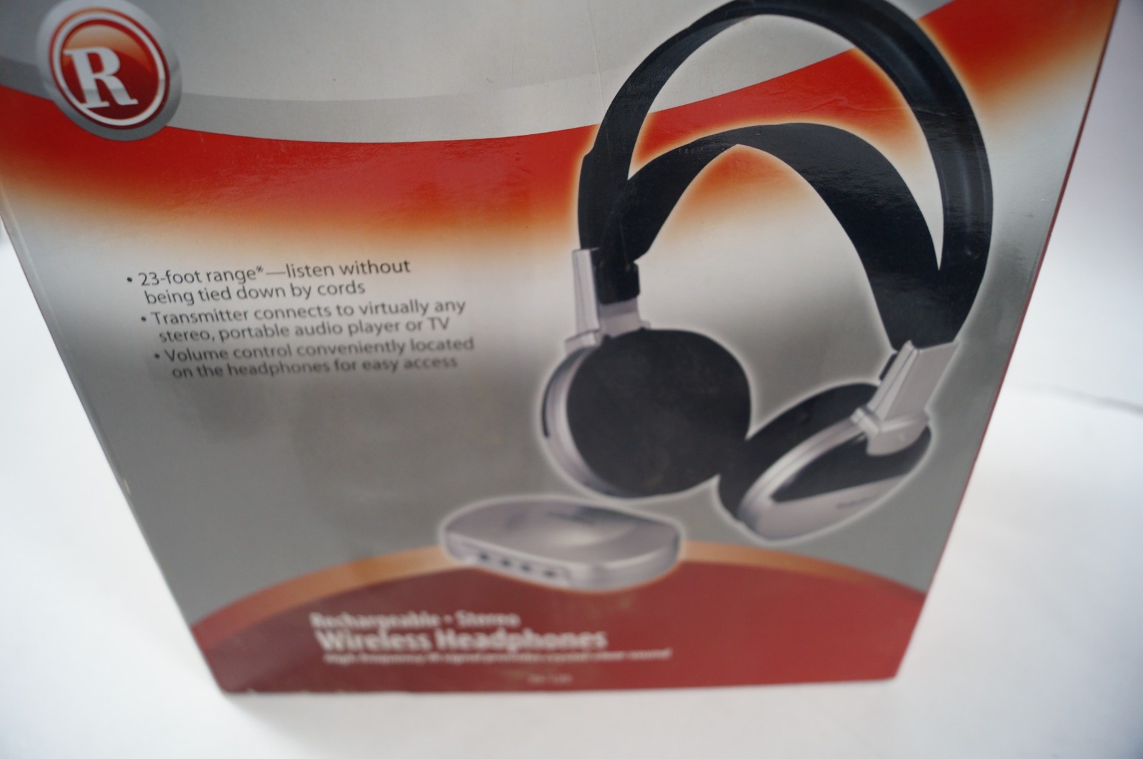 RadioShack Rechargeable Stereo Wireless Headphones w Transmitter WORKING E221