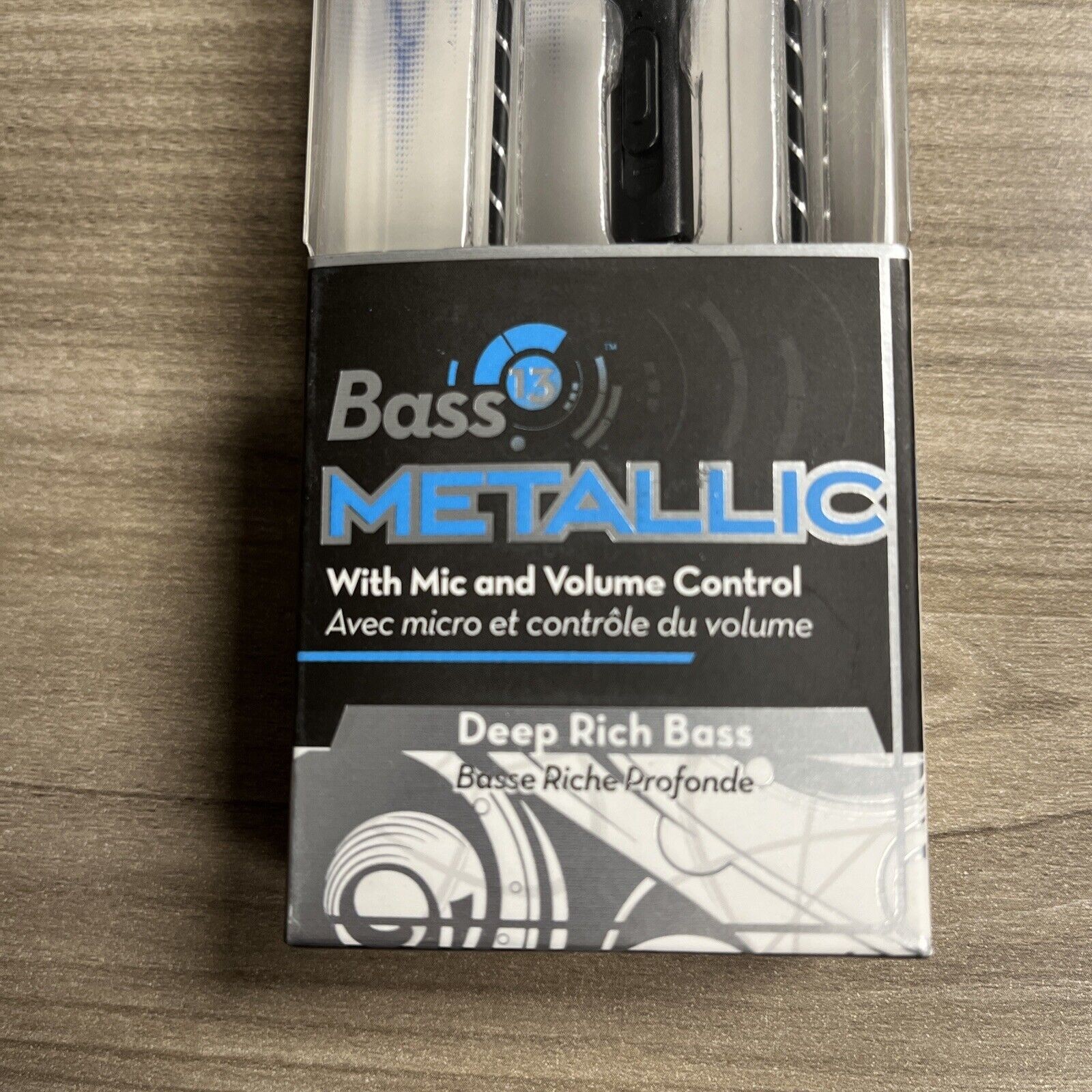 Maxell Bass 13 Metallic Earbuds Built In Mic Volume Control Blue Deep Rich Bass