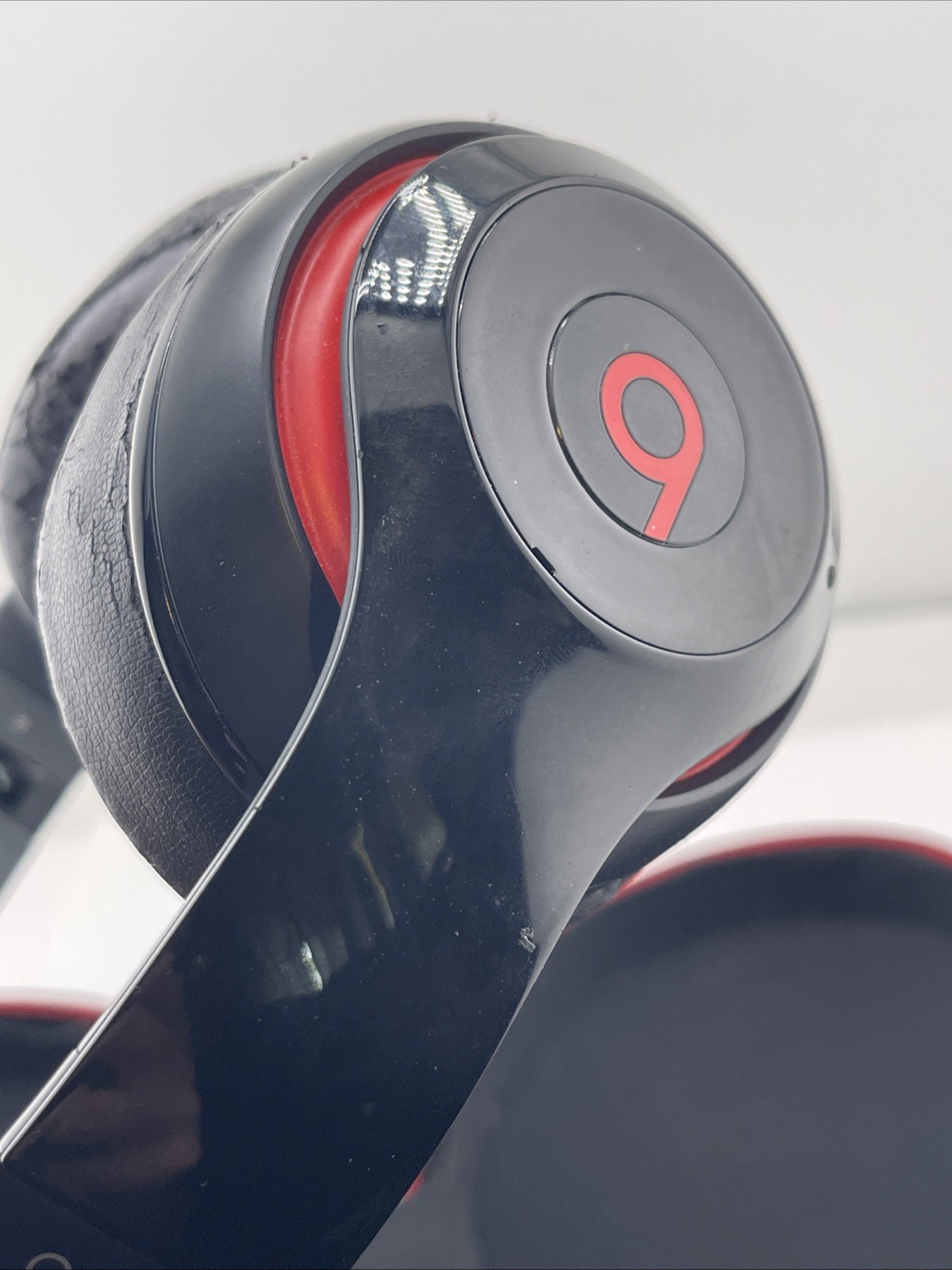 Beats By Dr. Dre Studio 2.0 Wired On-Ear Black Red