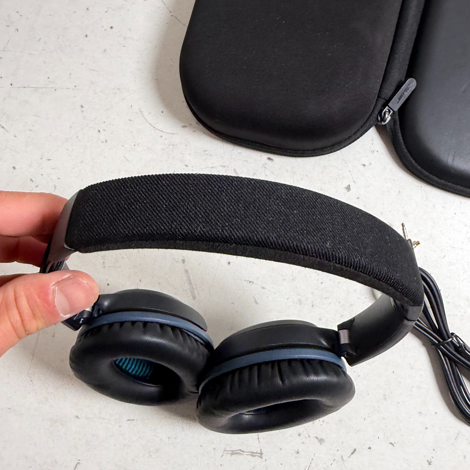 Bose QuietComfort 25 QC25 Gray Acoustic Noise Cancelling Over Ear Headphones
