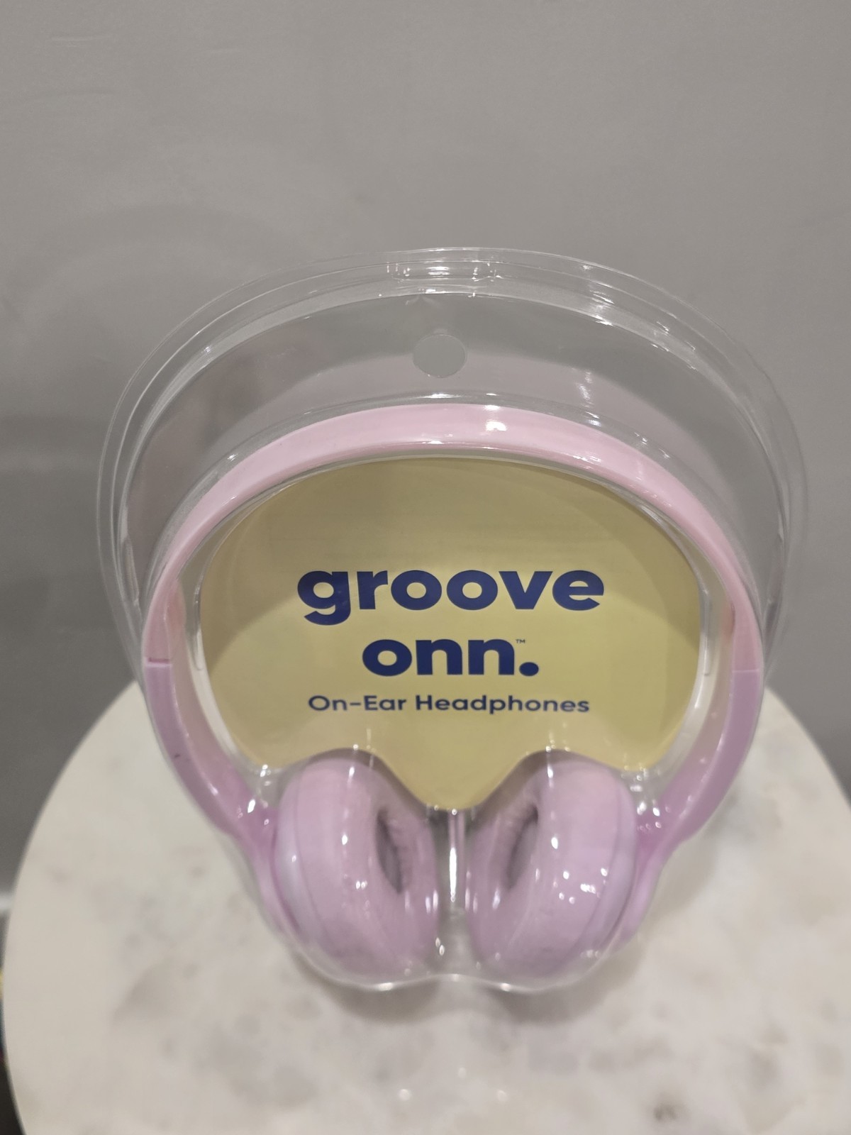 Groove Onn On-Ear School Headphones Pink Adjustable Headband Lightweight Design