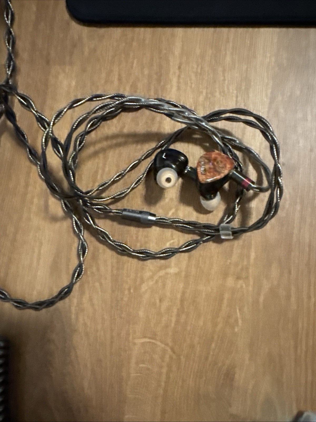 DUNU DaVinci Wired IEM 2DD+4BA Wood Faceplate Hi-Res Earphones