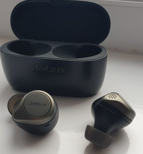Jabra Elite 7 Pro Wireless Earbuds w. Wireless Charging Case – Black