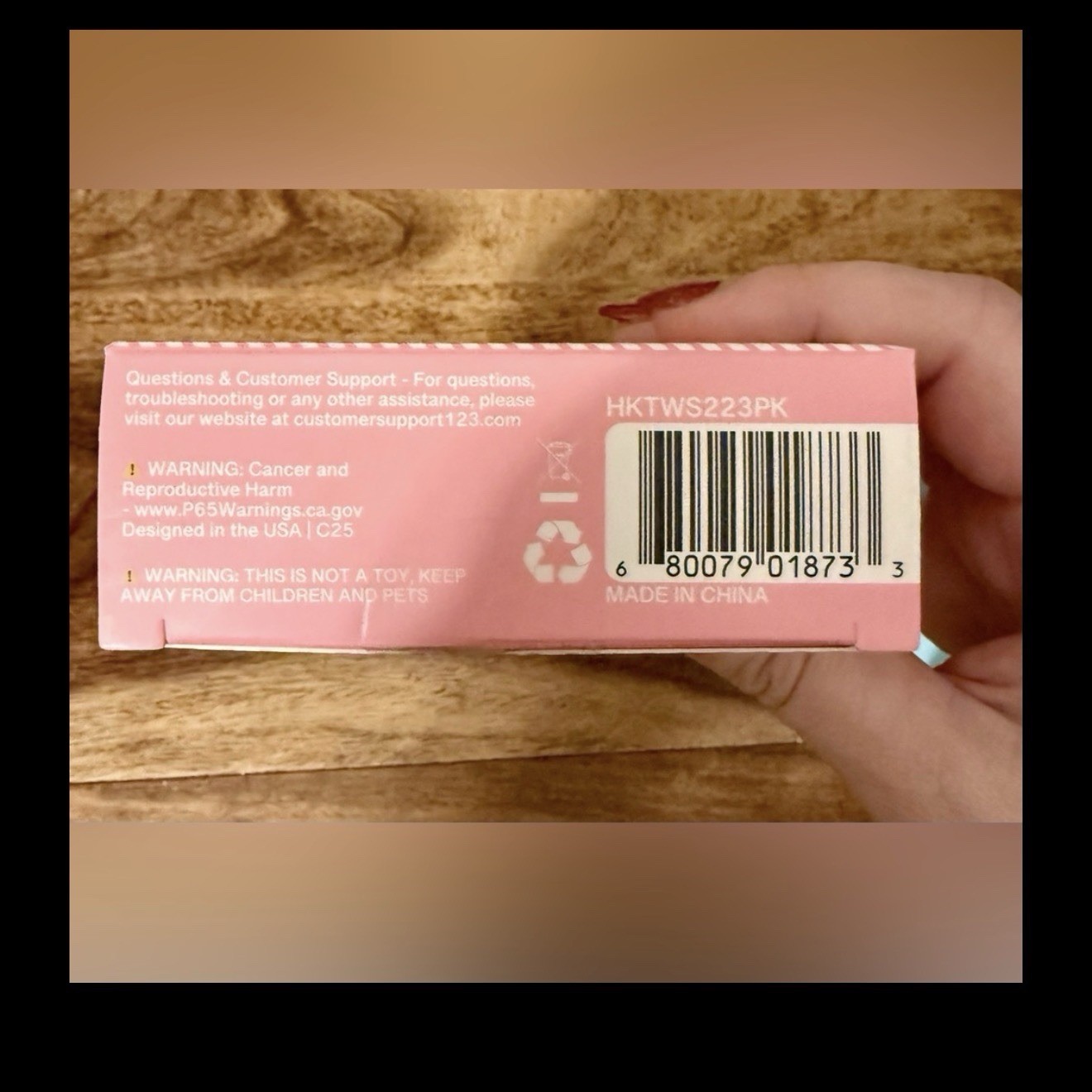 New in Box, Hello Kitty Sanrio Pink Bluetooth Wireless Earbuds w/ Charging Cable