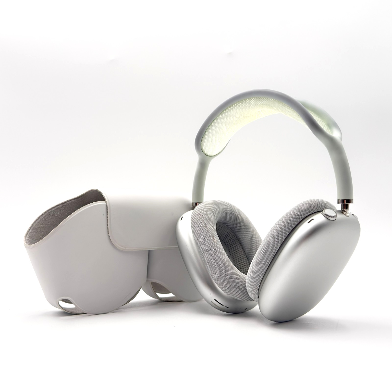 Apple AirPods Max MGYJ3AM/A – Wireless – Lightning – Silver – (COSMETIC DAMAGE)