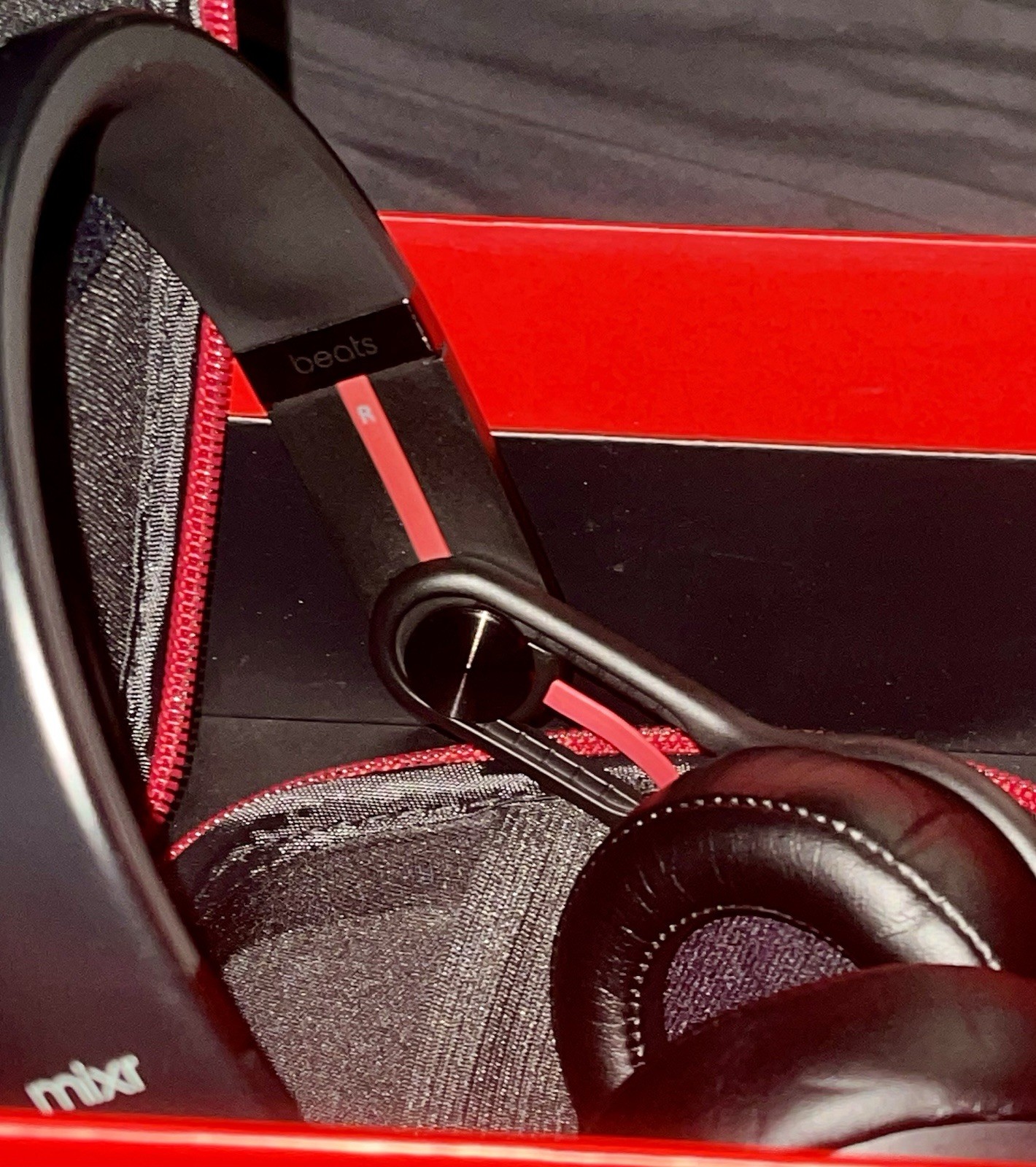 BEATS MIXR MIXER DJ Professional WIRED Headphones Matte Black FINISH