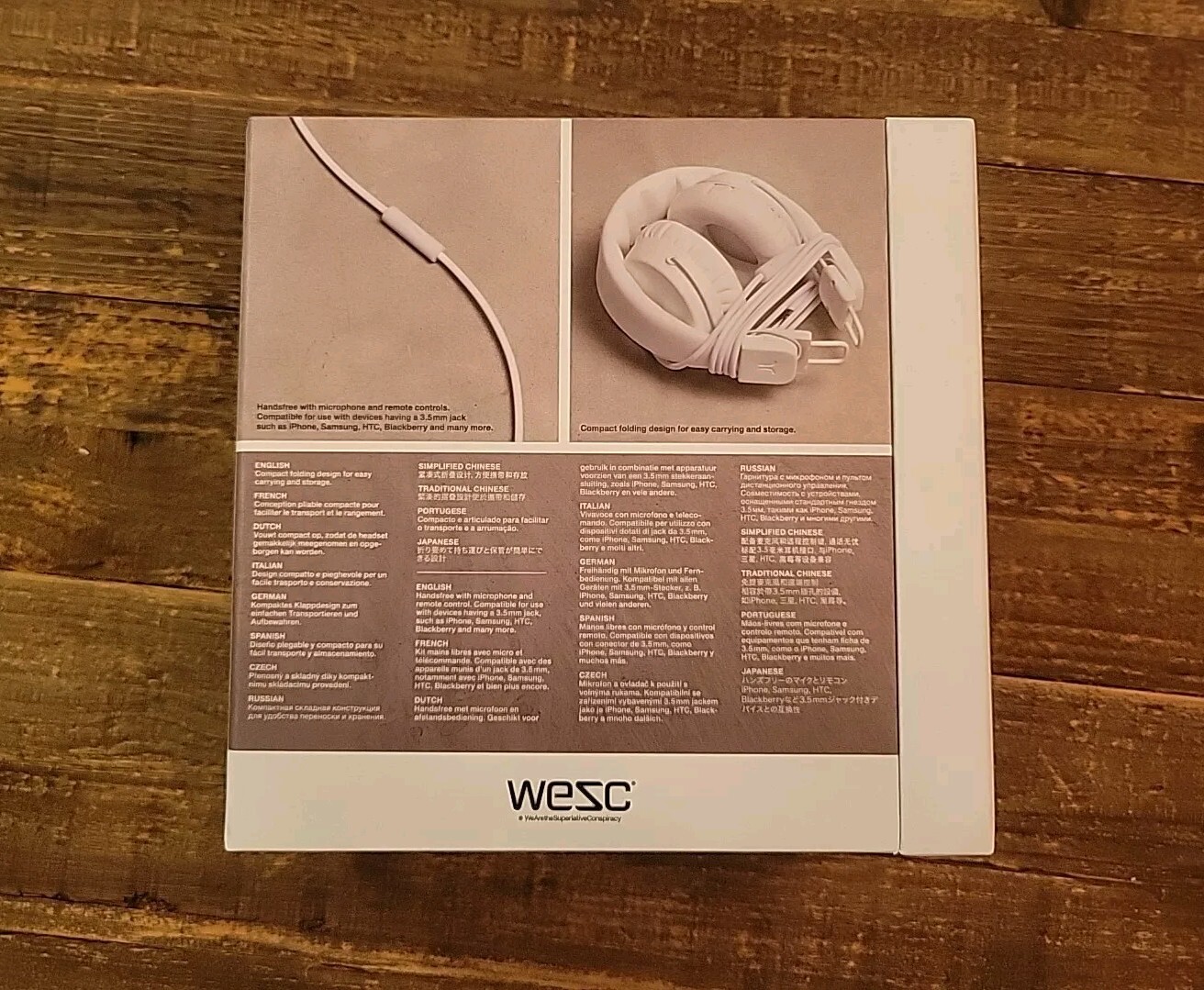WeSC Piston On-Ear Street Headphones White Over Ear Headphones Sweden 3.5mm Jack