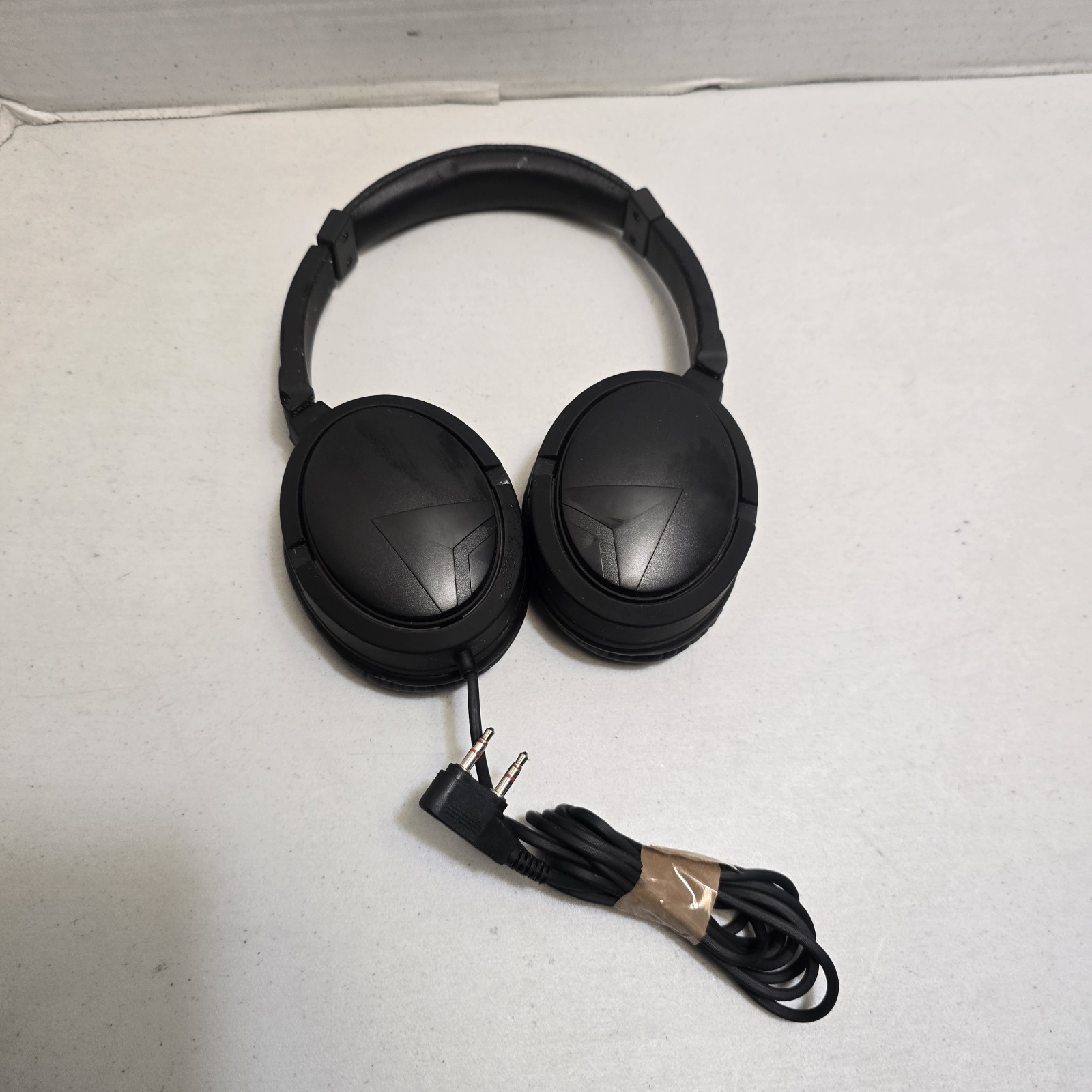 Delta Airlines Premium Noise Canceling Headphones Wired 208423-LN1-52 Works