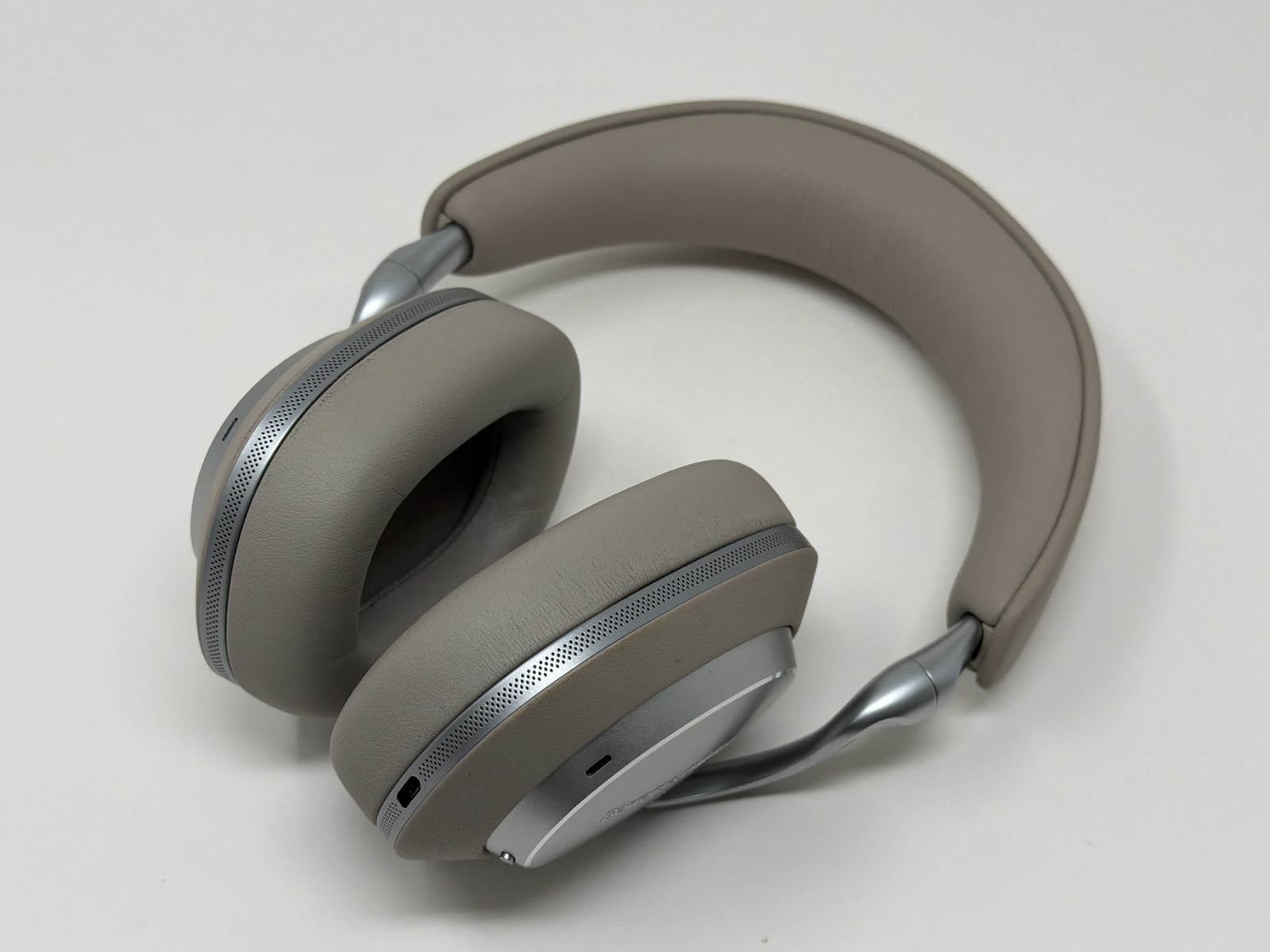 Bowers & Wilkins PX8 S2 Noise Cancelling Wireless Headphones WarmStone Excellent