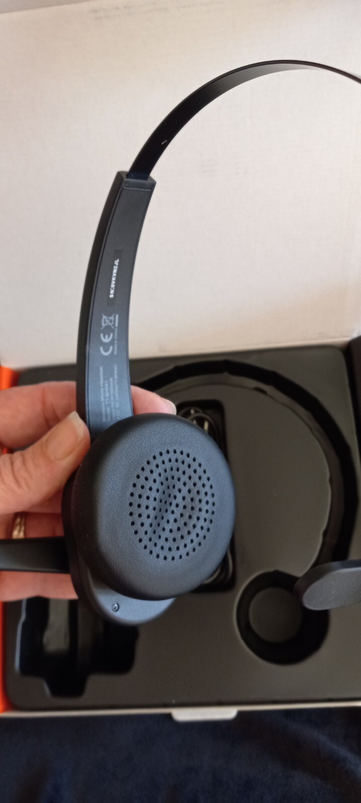TaoTronics Bluetooth Headset with Microphone, Wireless Headset with USB Adapter
