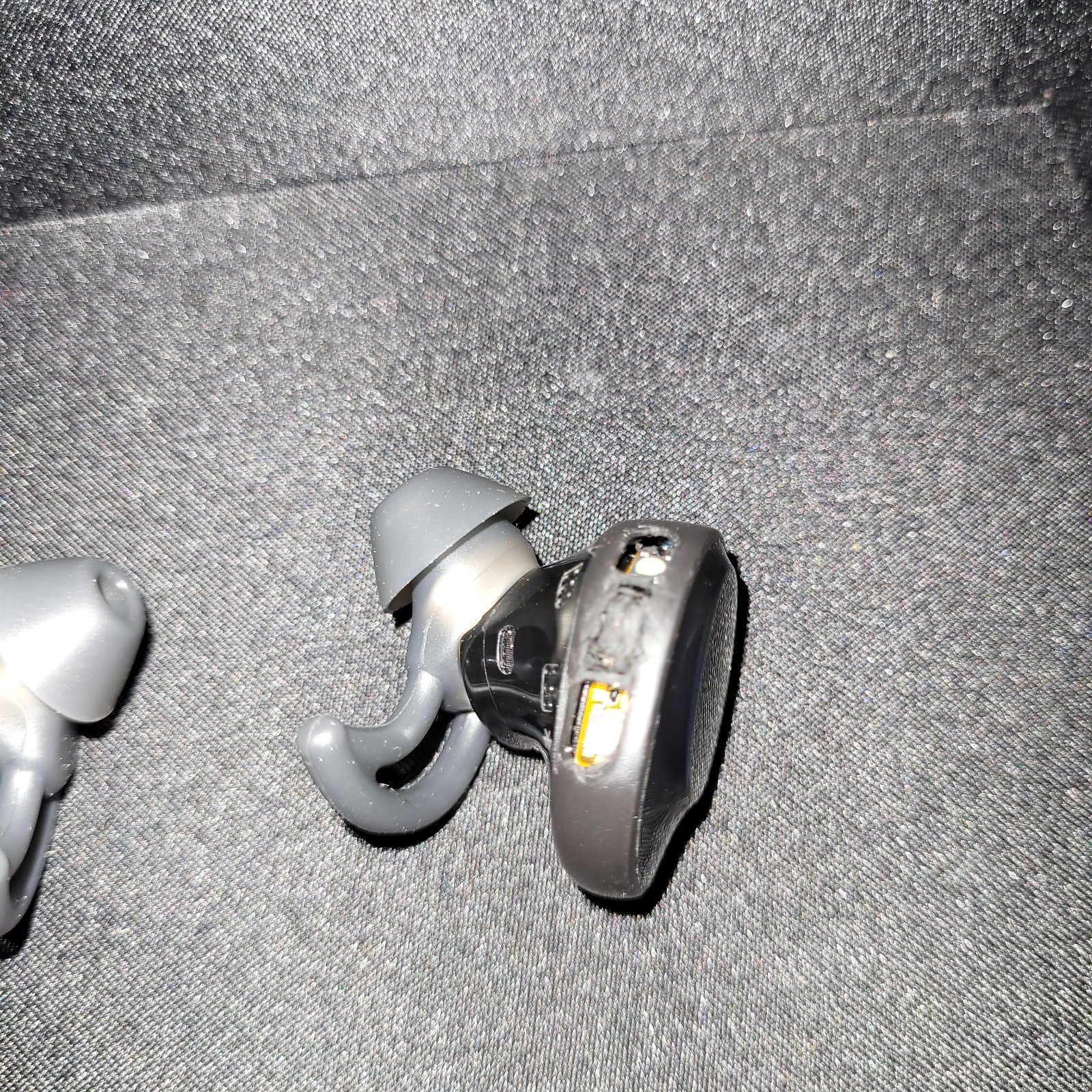 Bose SoundSport Wireless In-Ear Headphones – Black Model 423729