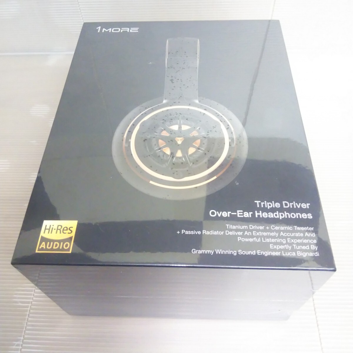 1MORE H1707 Triple Driver Headphones Hi-Res Over Ear 1MEJH0006 1MORE DESIGN New