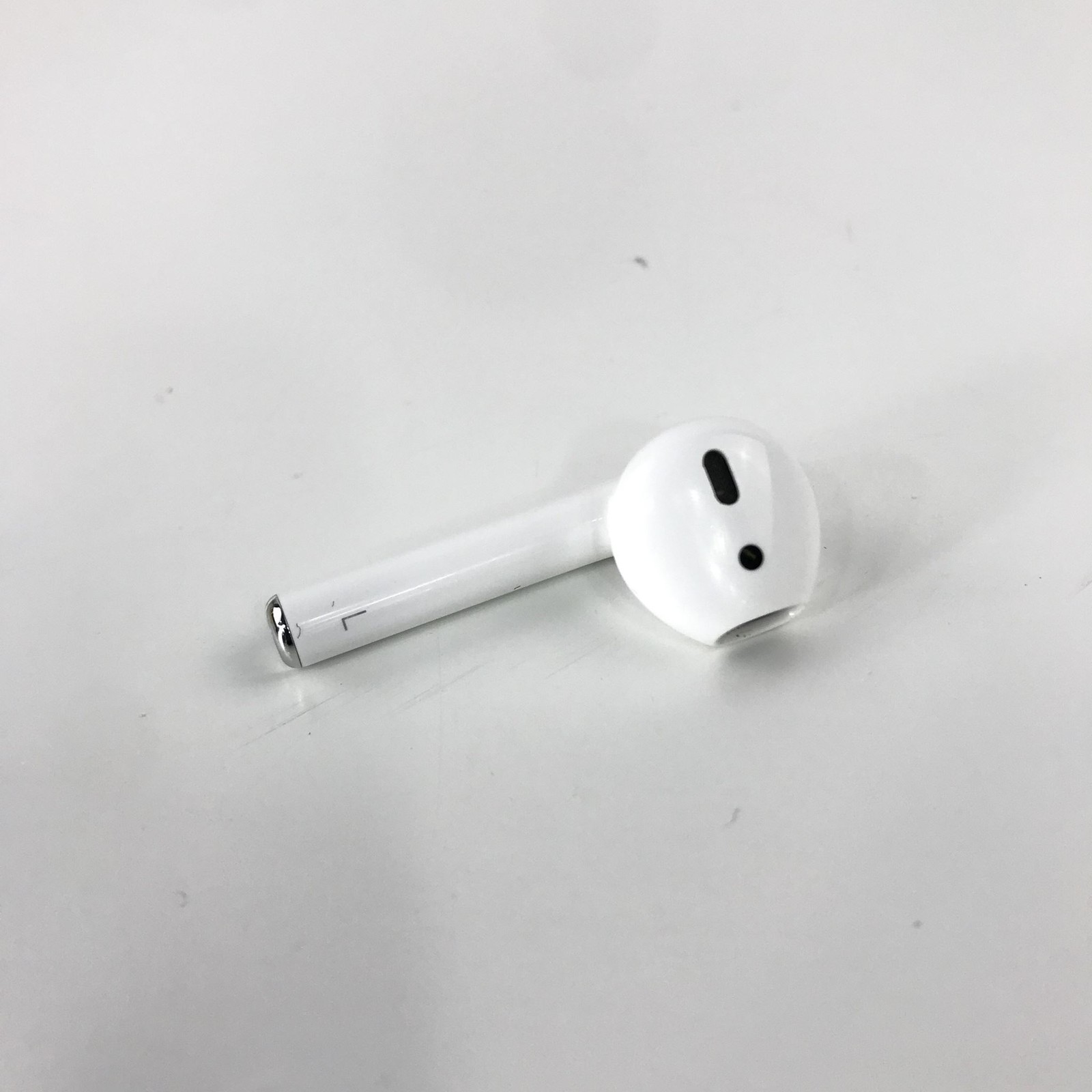 Apple AirPods 1st Gen Left Side Only OEM Replacement AirPod A1722 – No Case