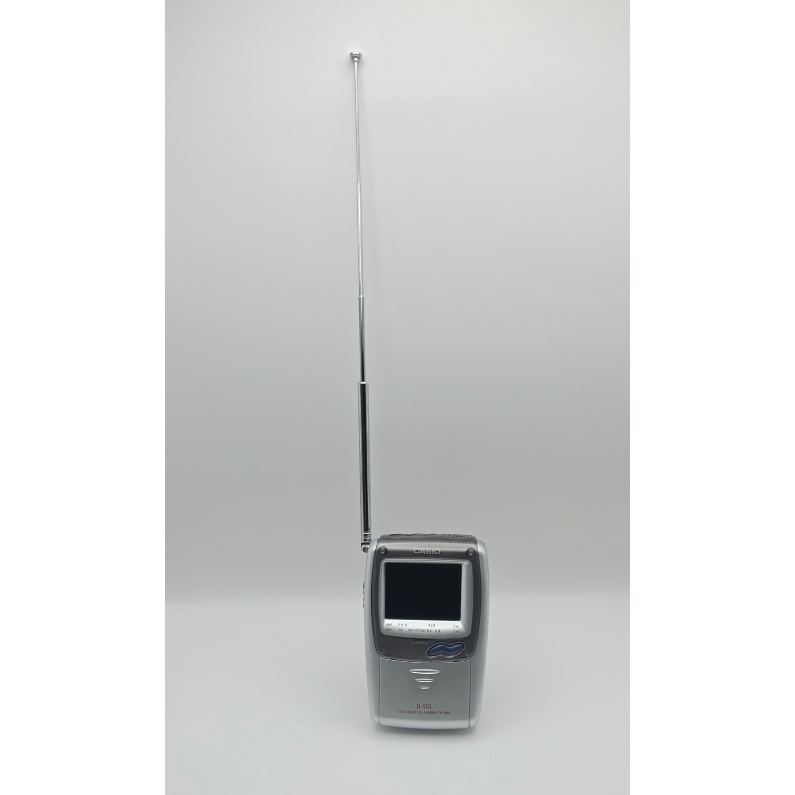 Casio TV-990B Ti-STN LCD Color Portable Pocket TV Analog Tested Powers On