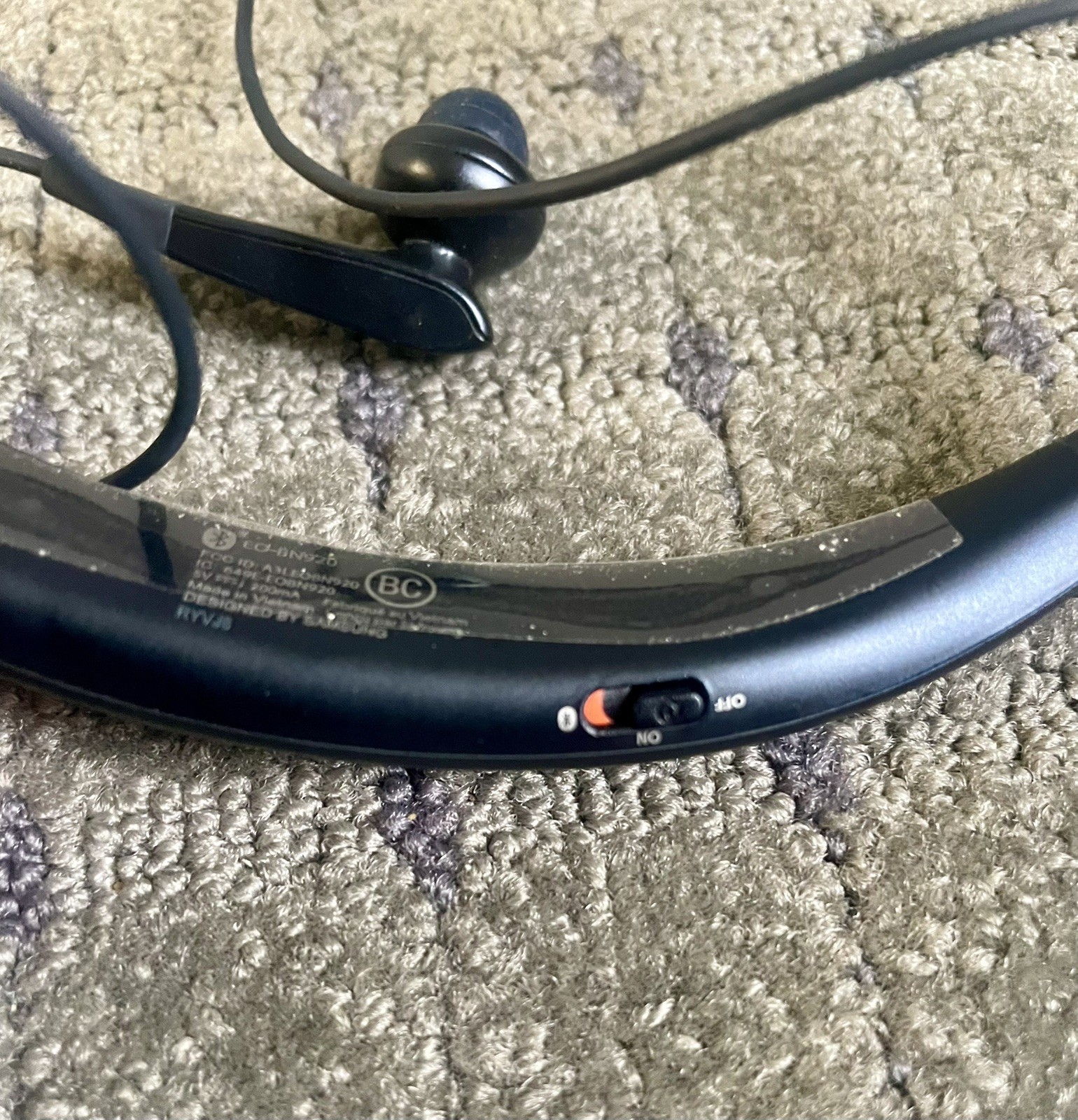 Samsung Level U EO-BG920 Bluetooth Stereo Headset Behind Neck Rare