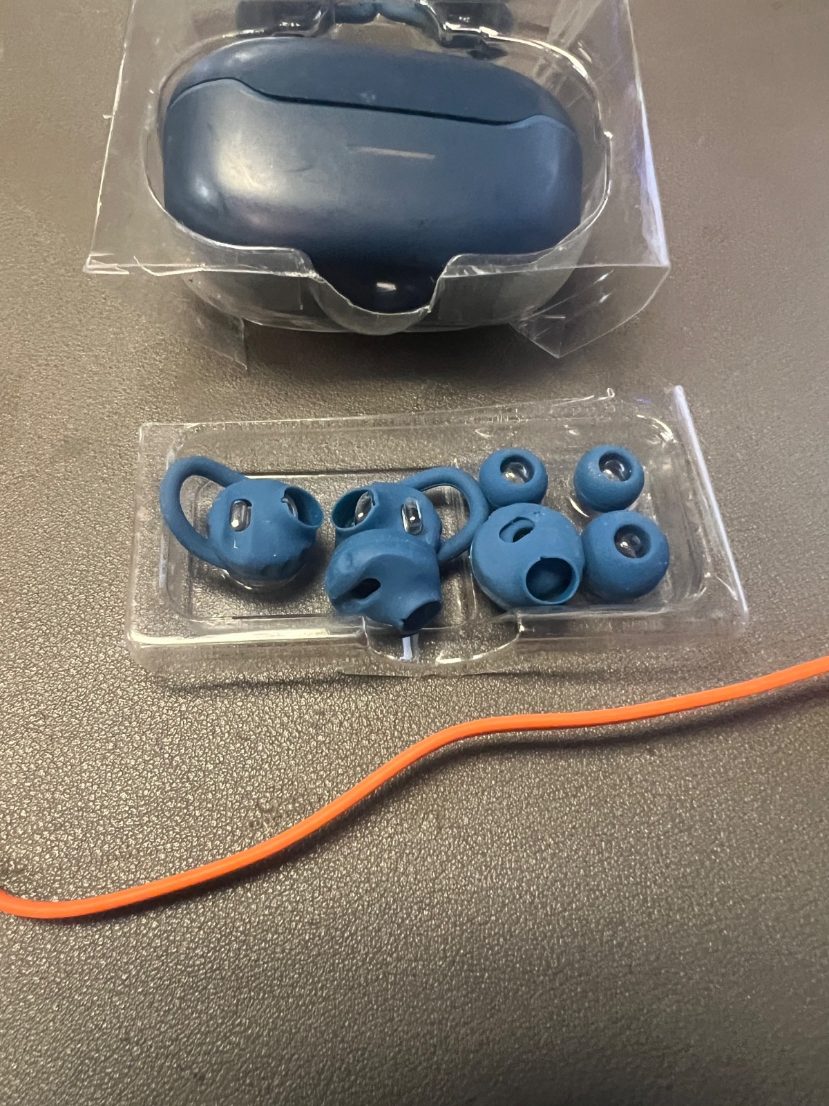 JBL Endurance Race TWS True Wireless In-Ear Sport Headphones-BLUE