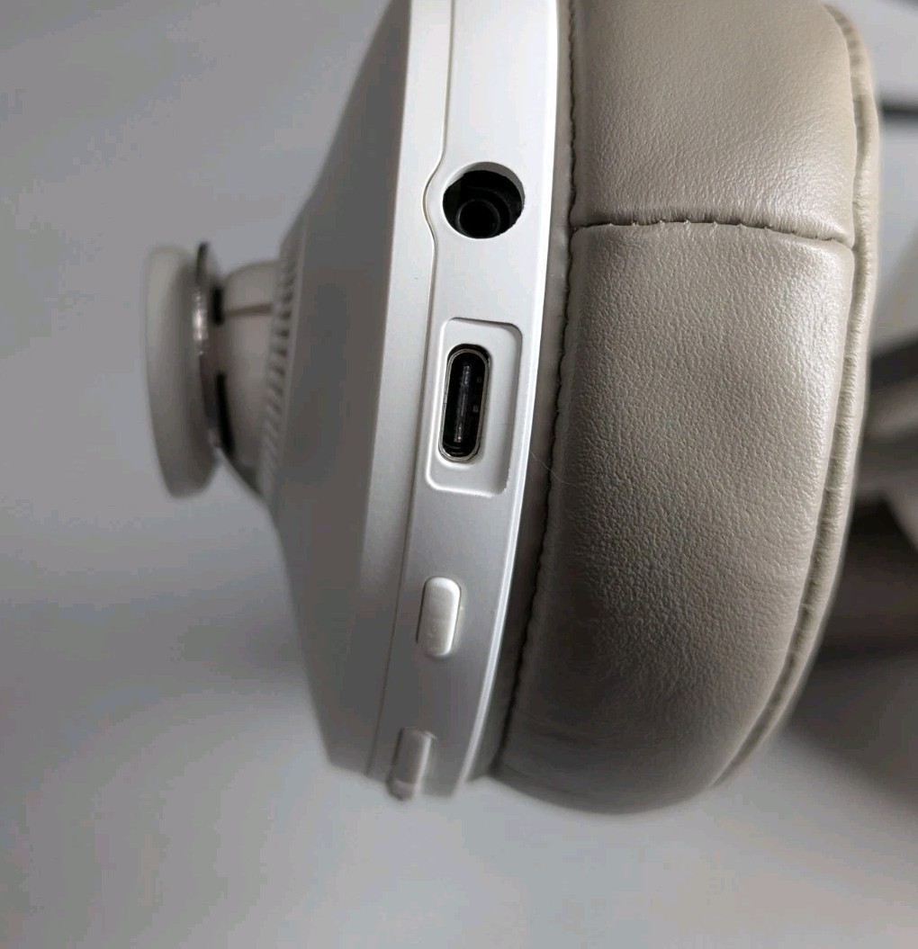 Sennheiser Momentum Wireless 3 M3AEBT Gray White Used Tested Working
